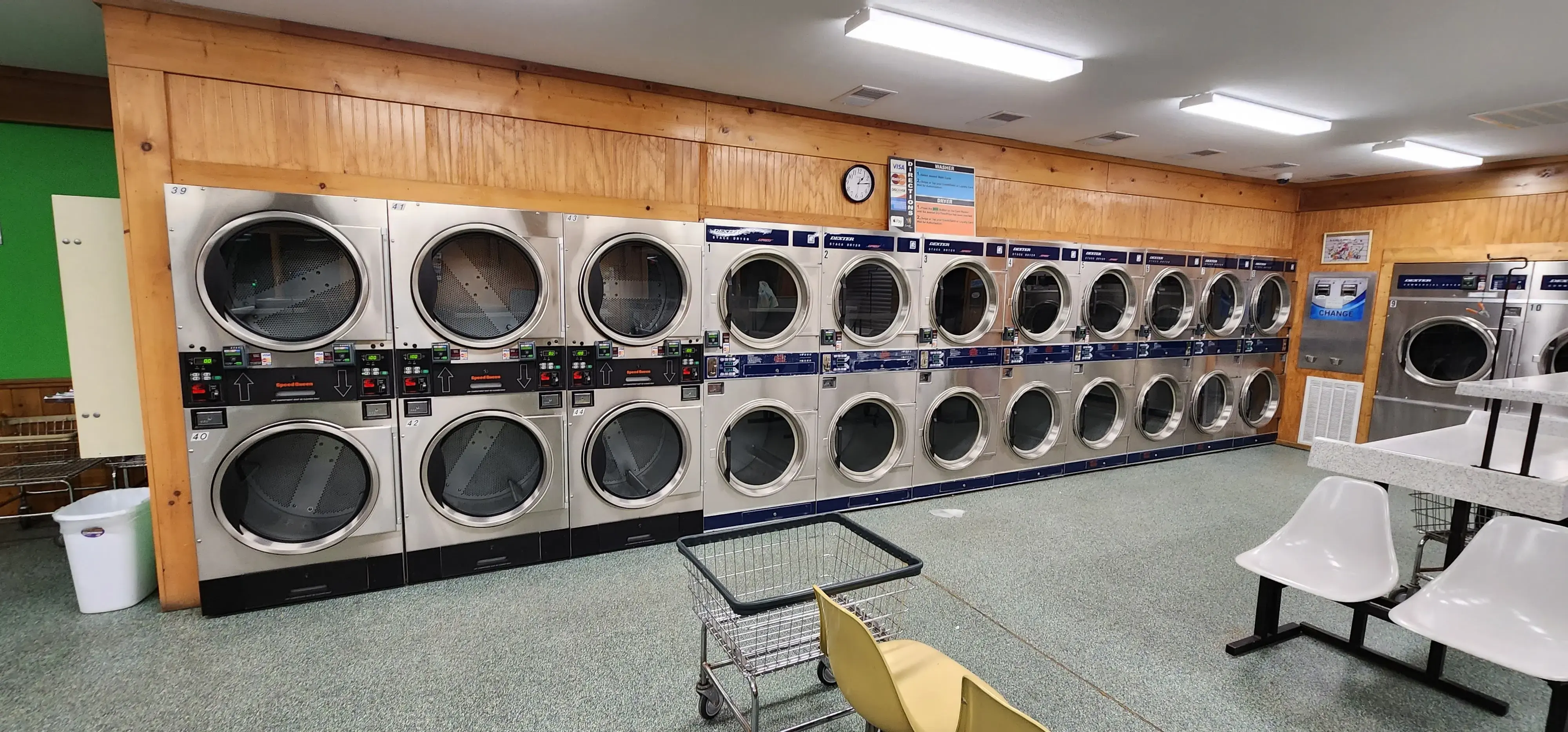 Bellaire Laundry - Image 15