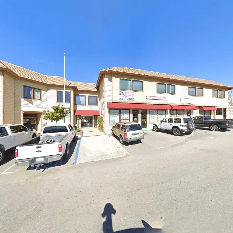 Bella's Dry Cleaners - Image 14
