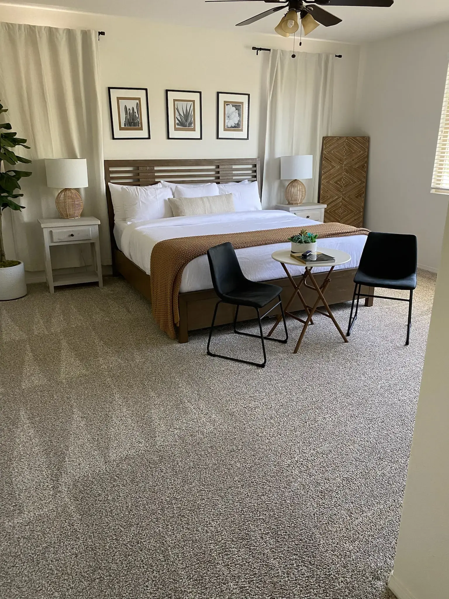 Bella’s Dry Cleaners - Image 19