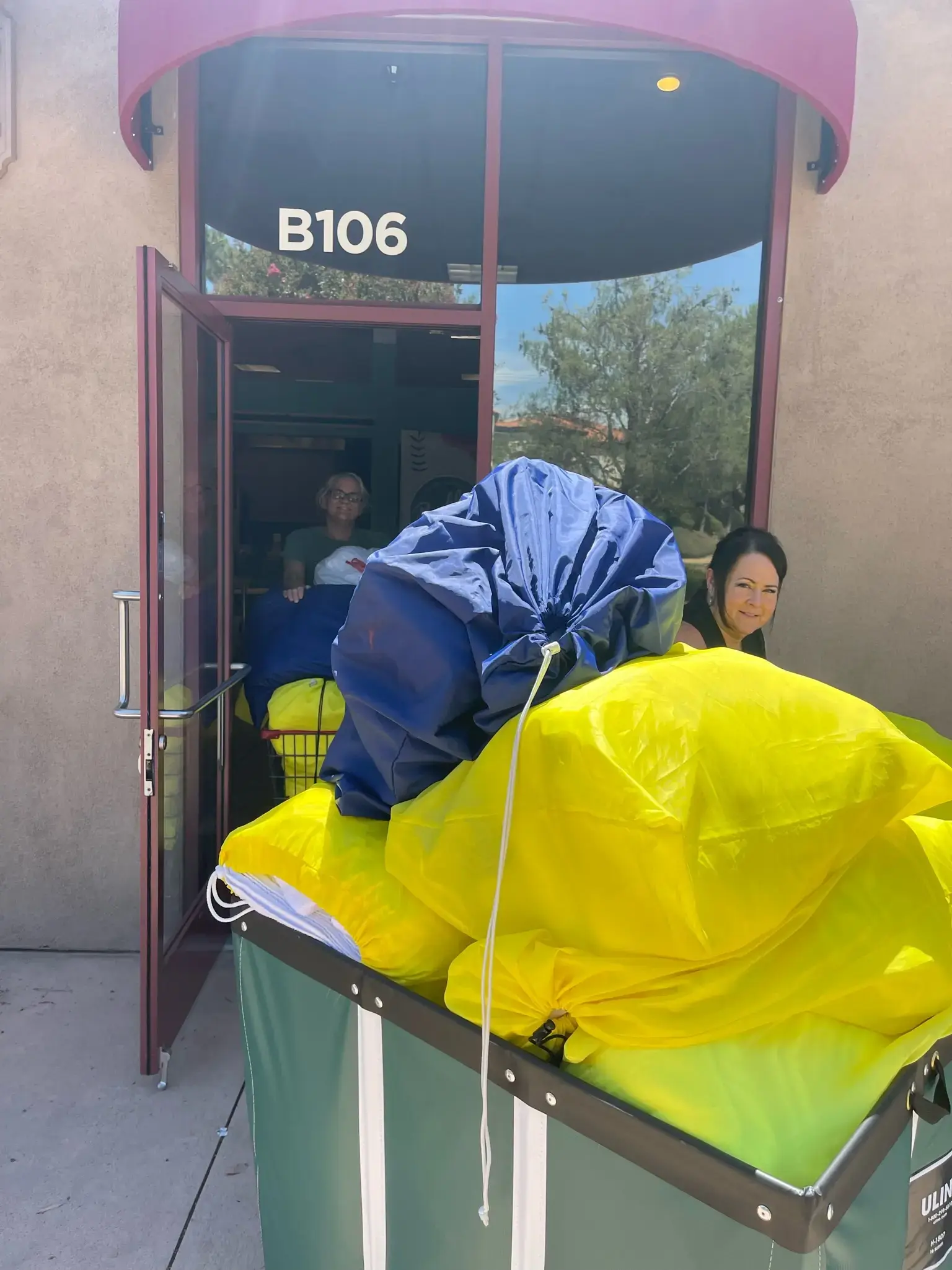 Bella’s Dry Cleaners thumbnail 9