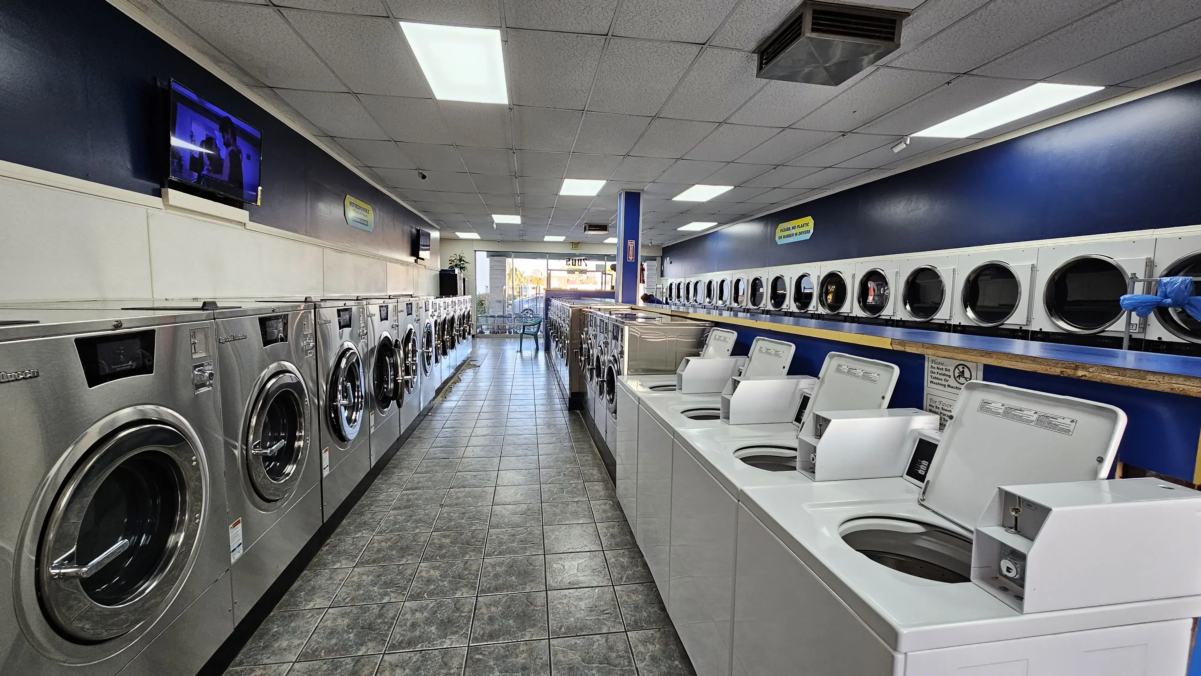 Bell's Best Laundry thumbnail 3