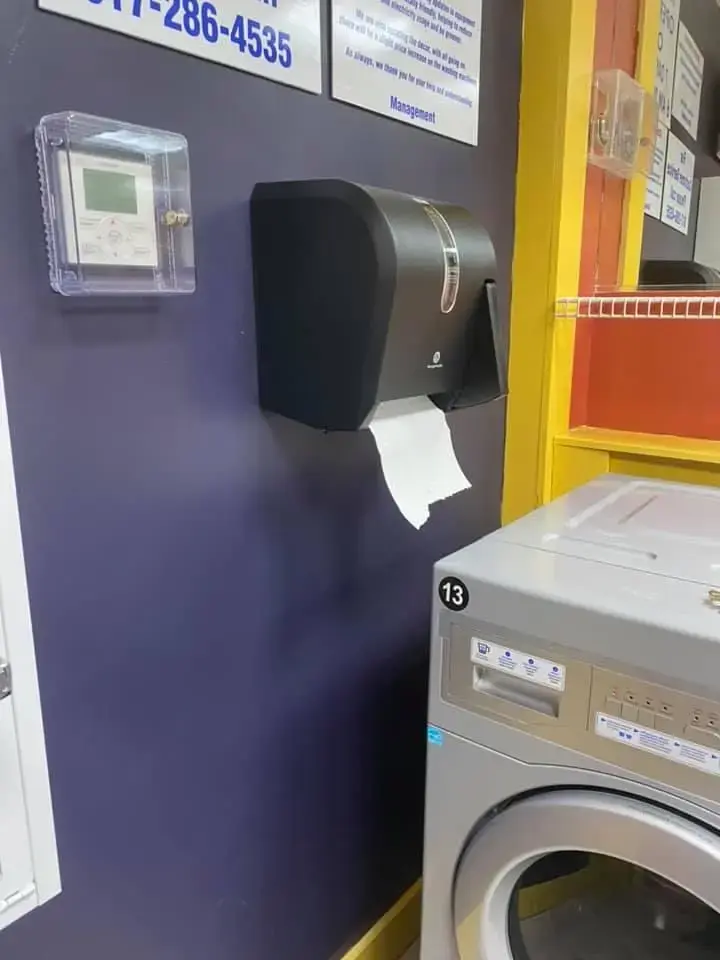 Belmont Street Laundry thumbnail 5