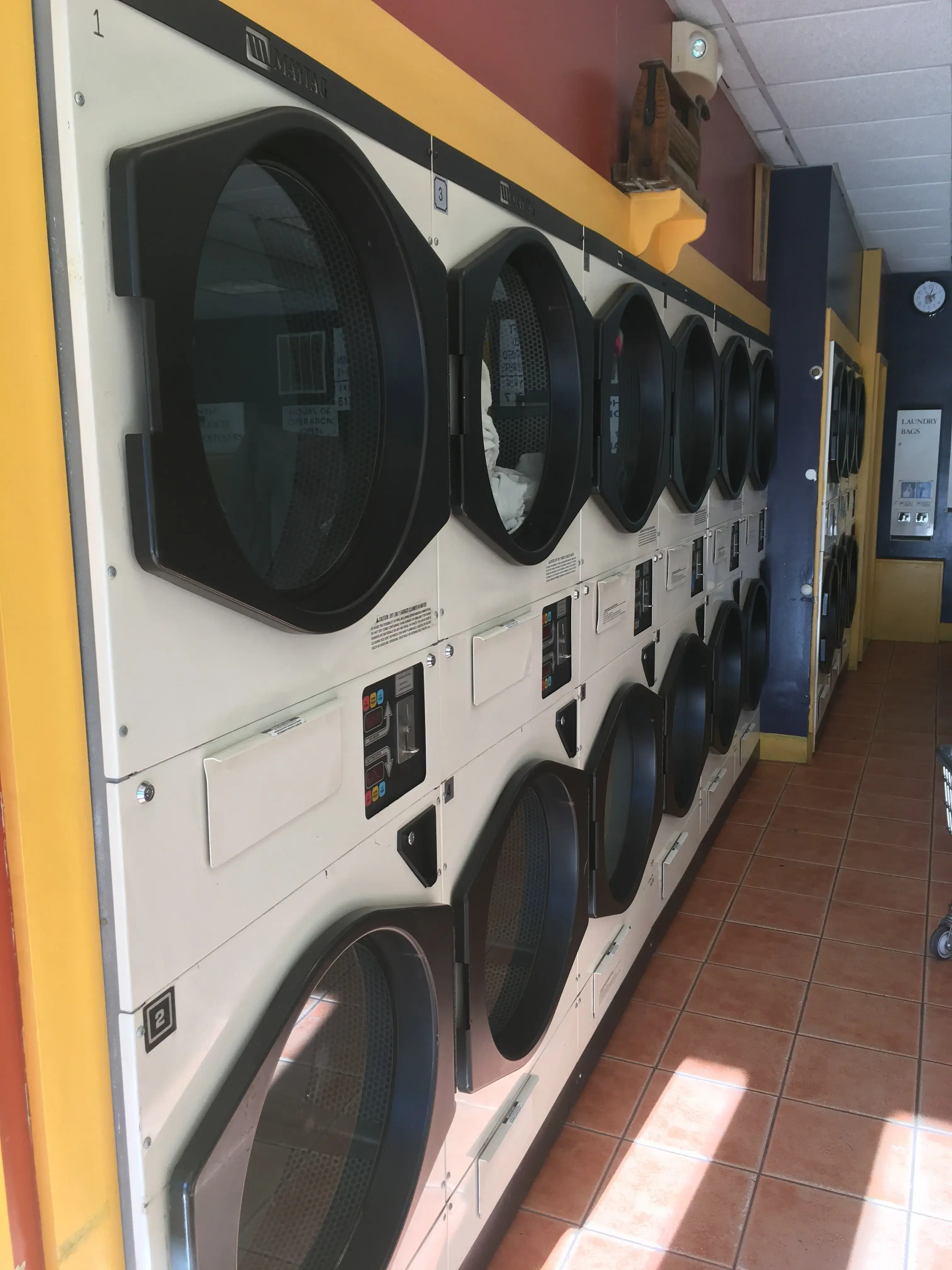 Belmont Street Laundry thumbnail 14