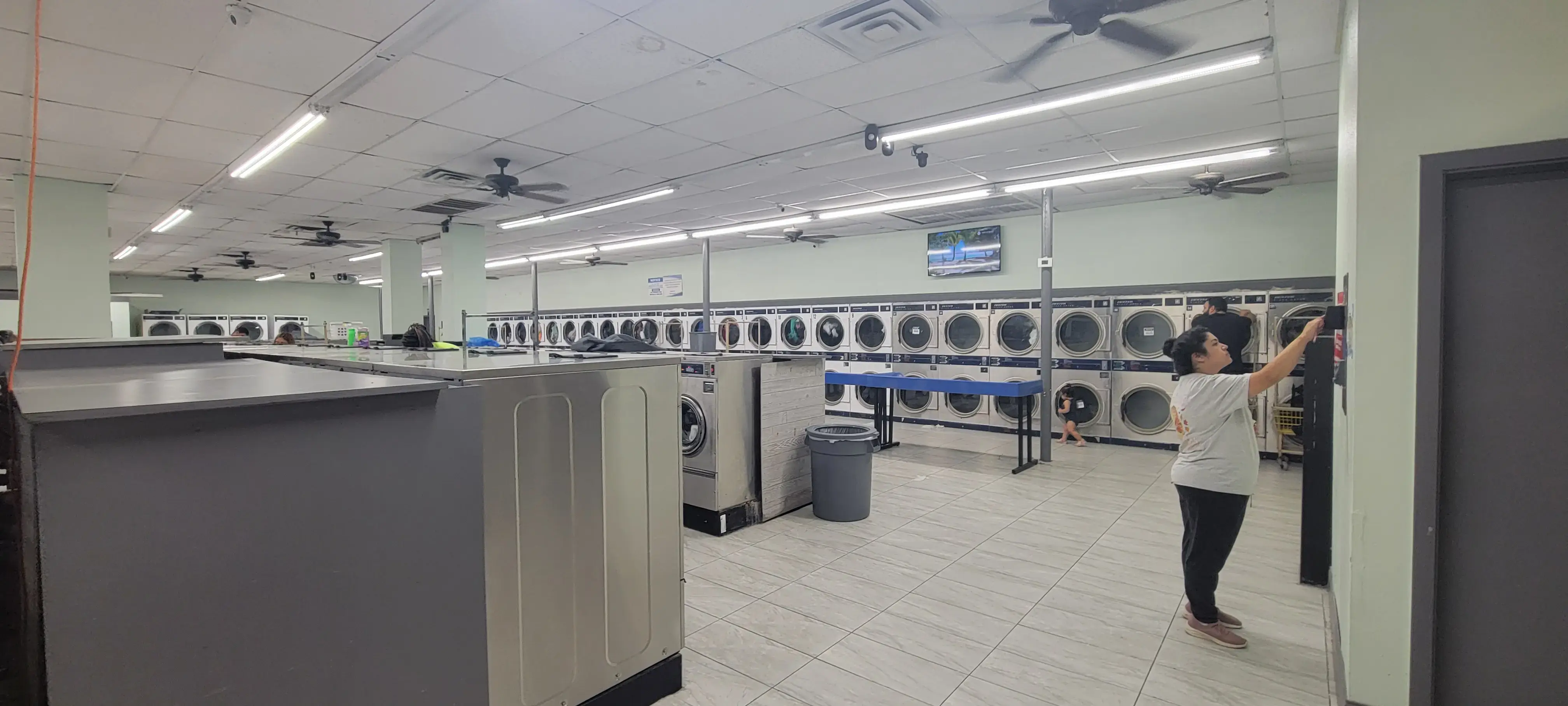 Belt Line Laundry 24 Hours Free Dry Free Detergent - Image 18