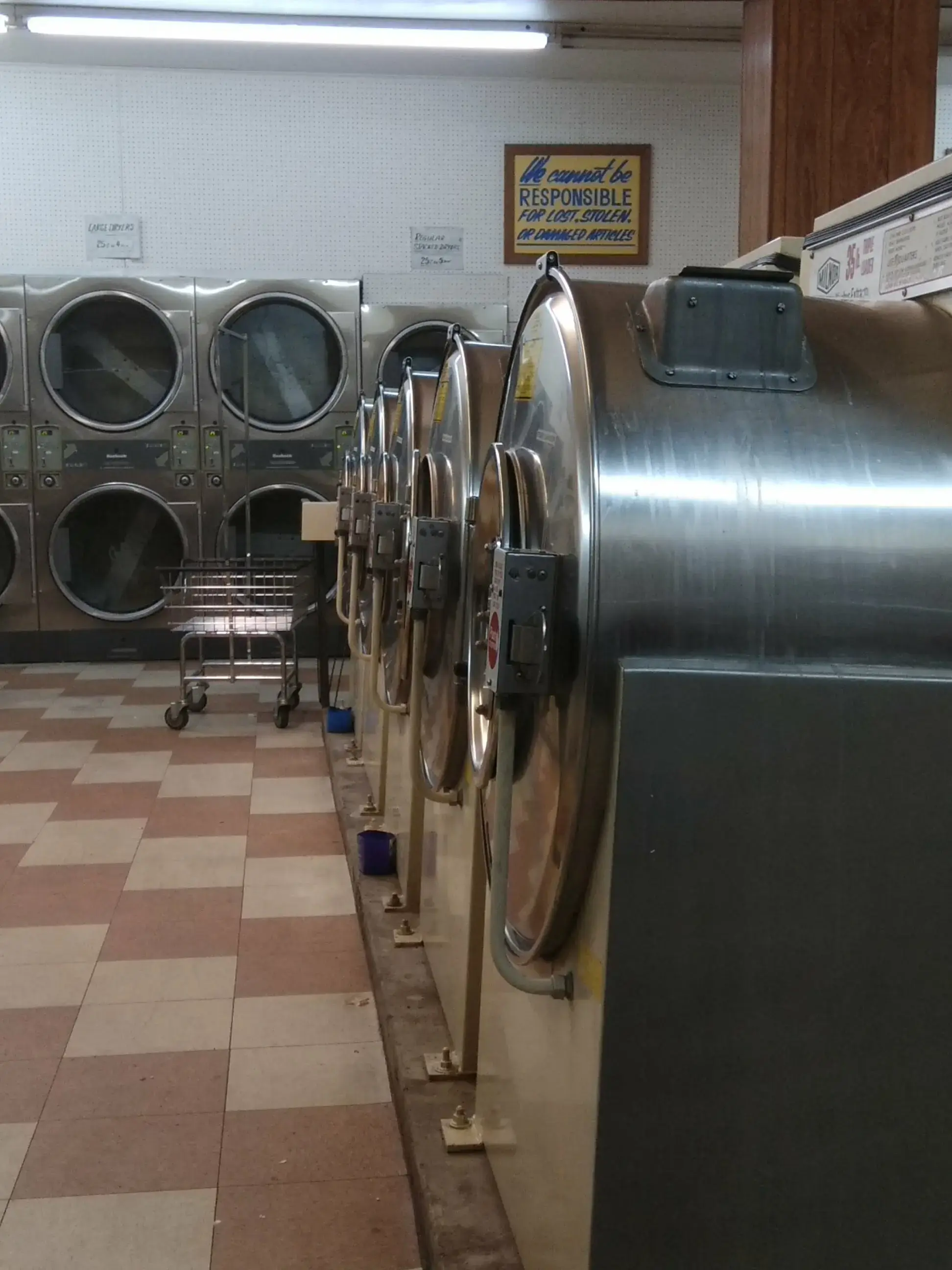 Bennett Street Laundromat - Image 4