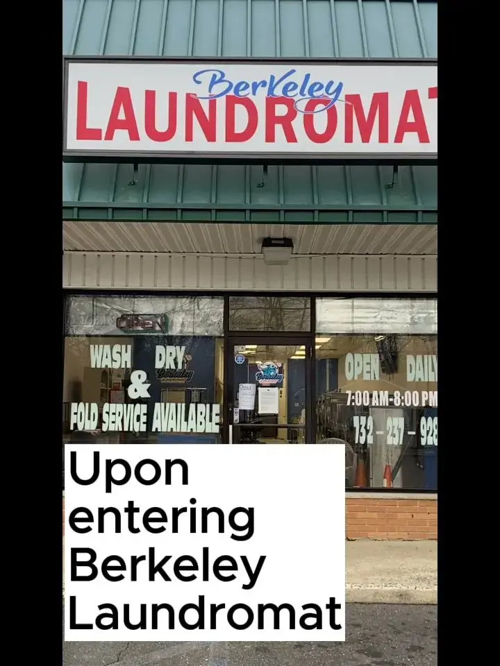 Berkeley Laundromat thumbnail 4