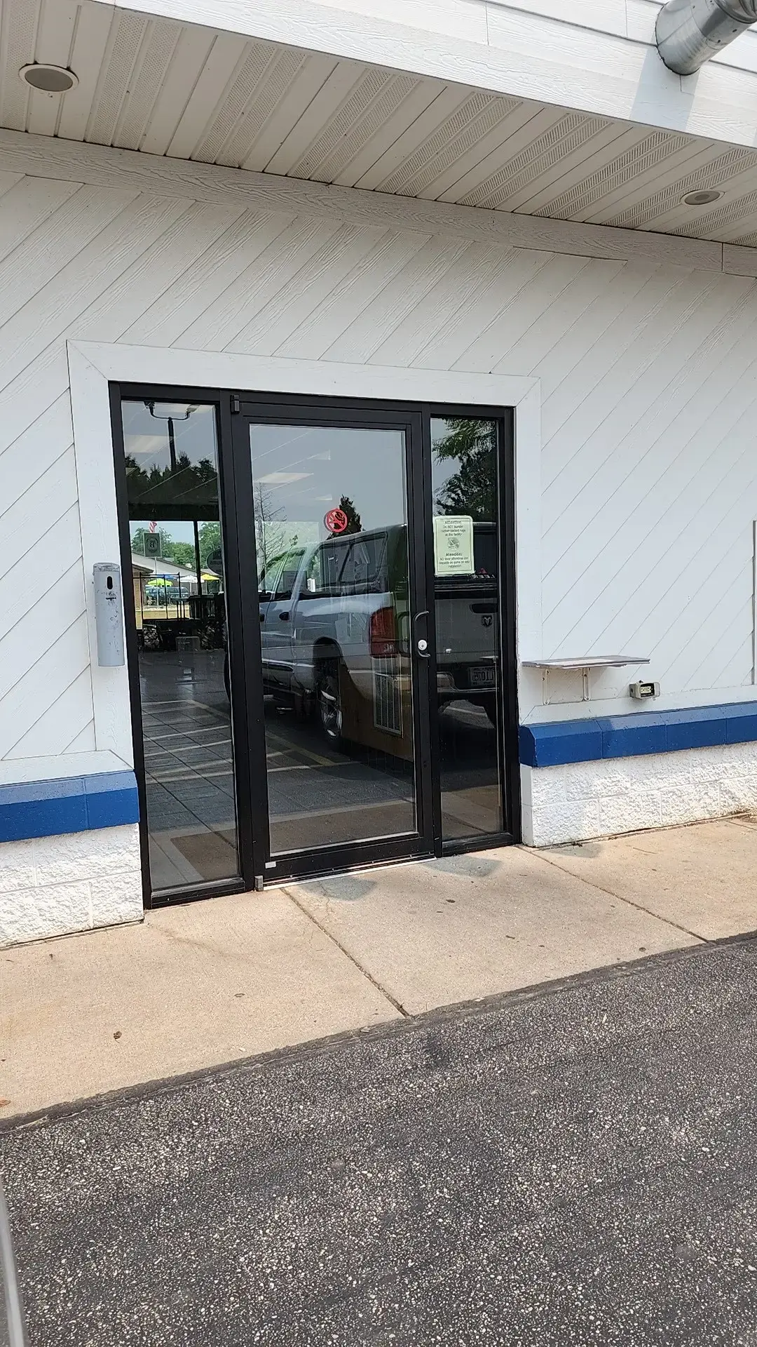 Berlin Express Laundry - Image 13