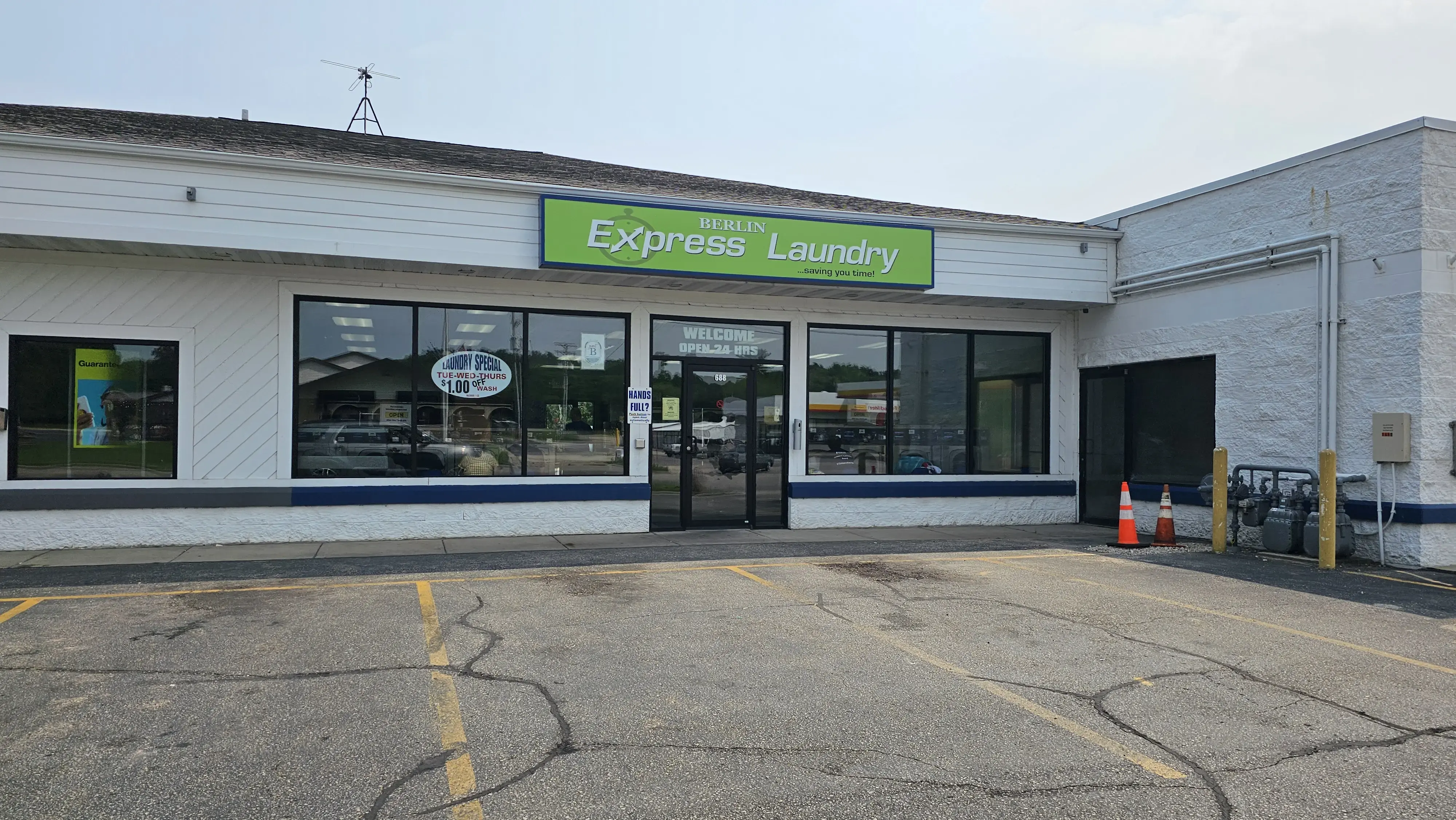 Berlin Express Laundry thumbnail 5