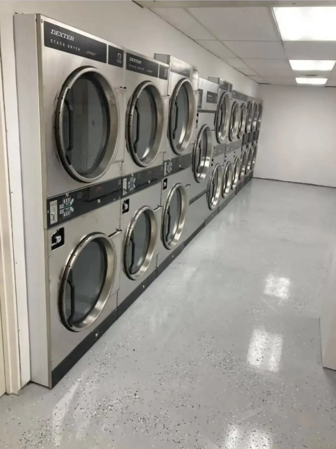 Berry’s Laundry Inc thumbnail 3