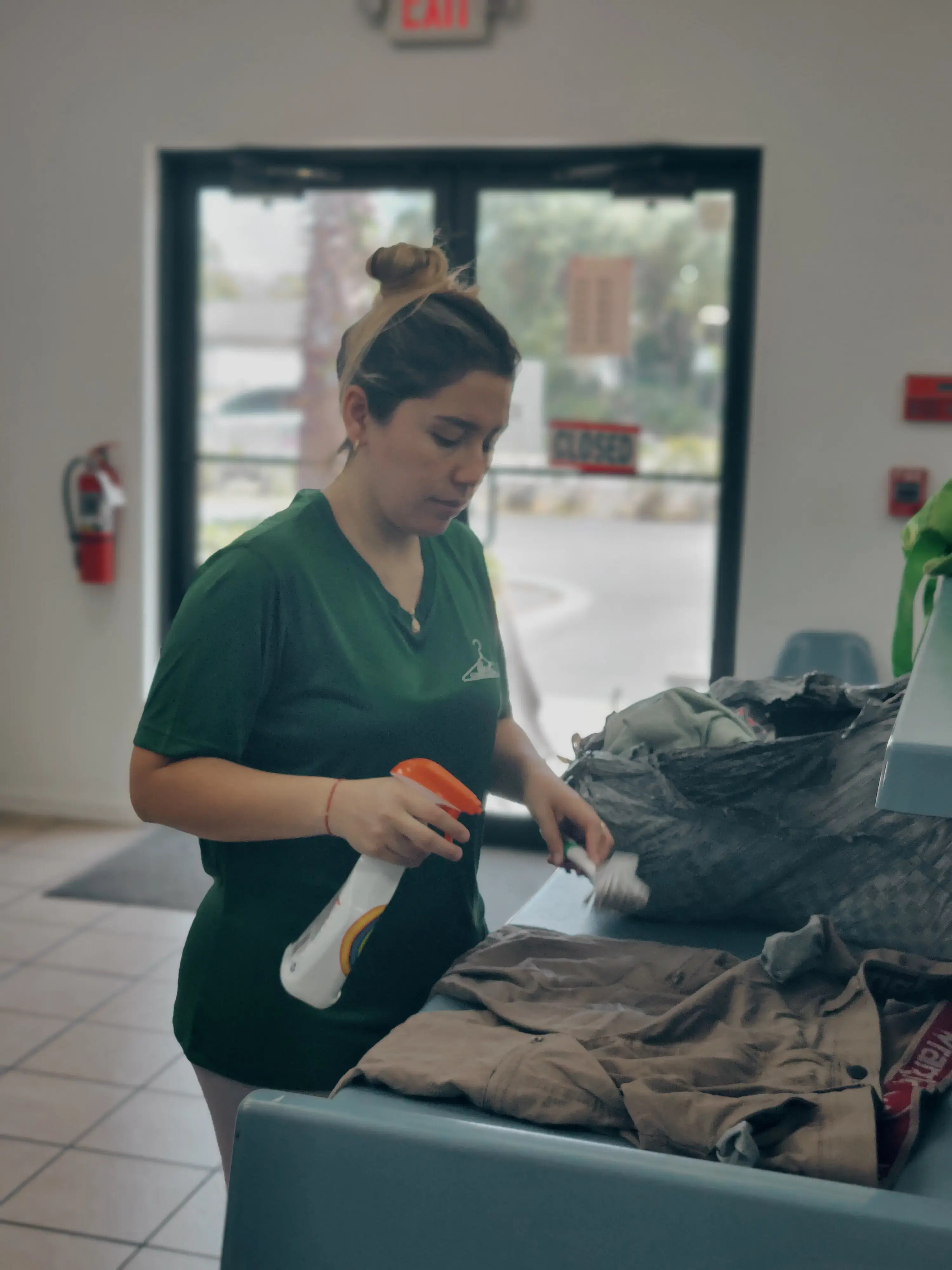 Best Cleaners and Laundry - Image 15