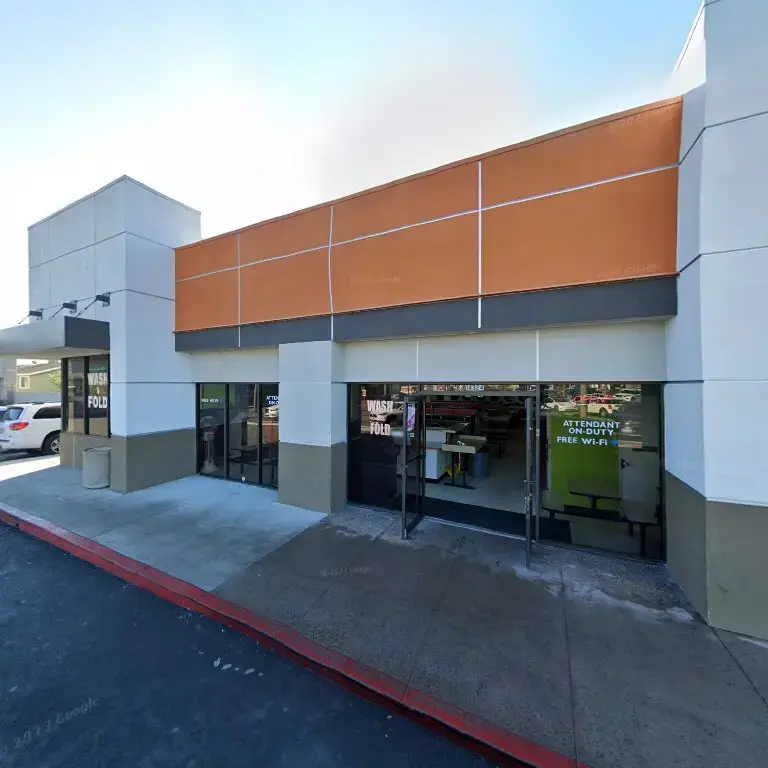 Best Laundromat - Image 16