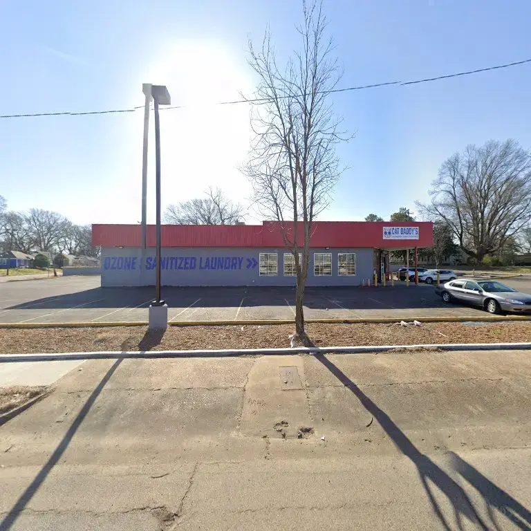 Best Wash Laundromat thumbnail 3