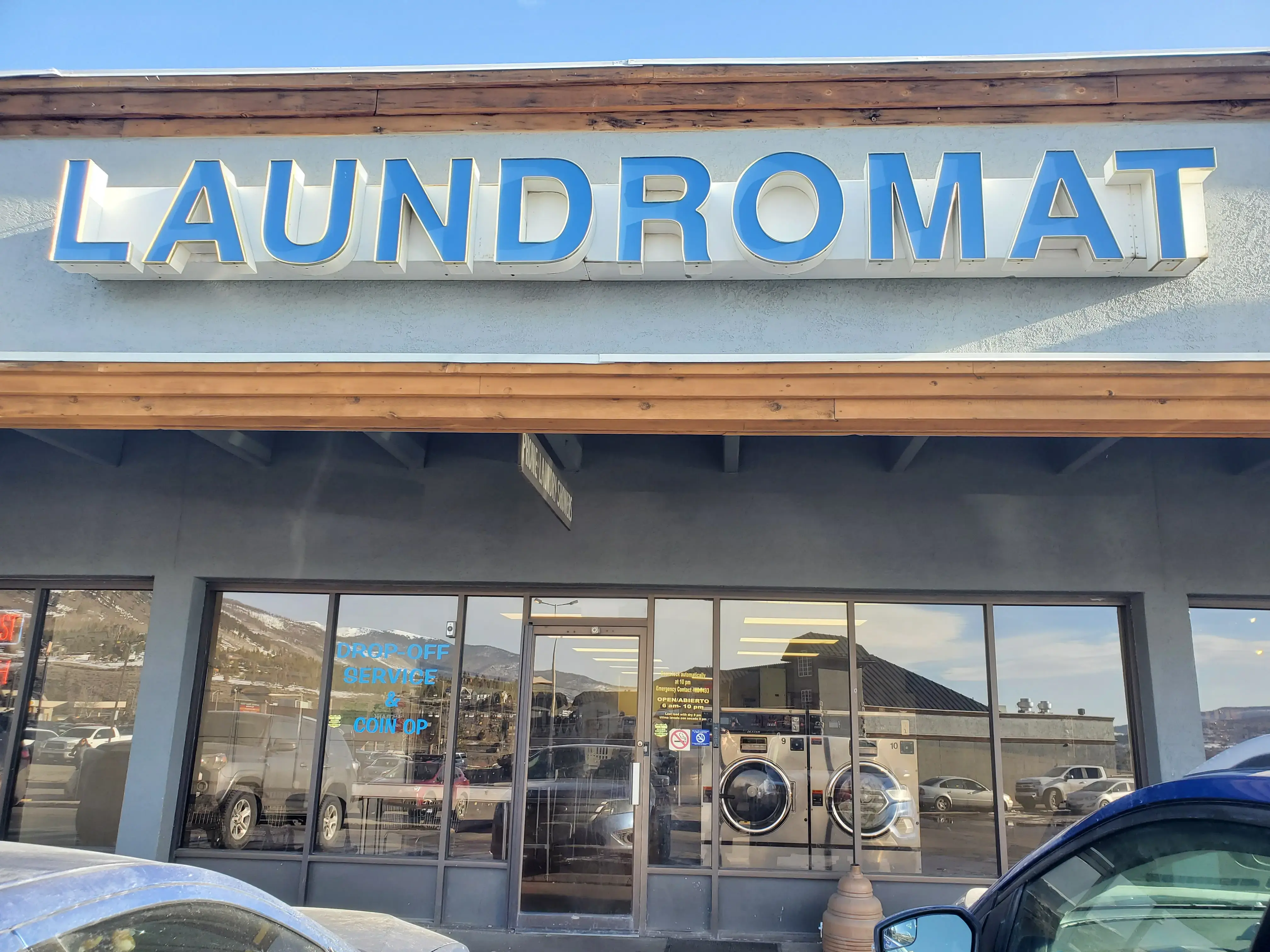 Best-Wash Laundromat - Image 1