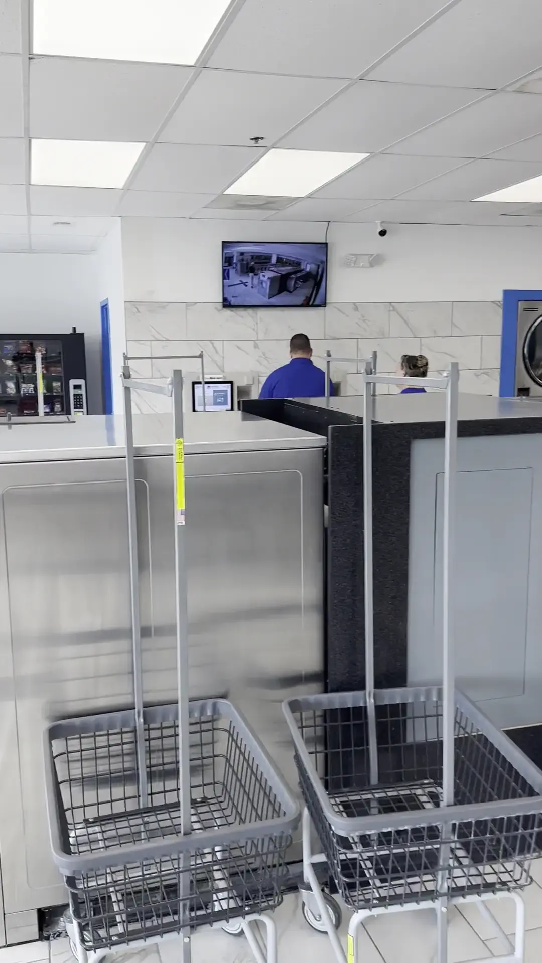 Best Wash Laundromats - Blue Springs - Image 11