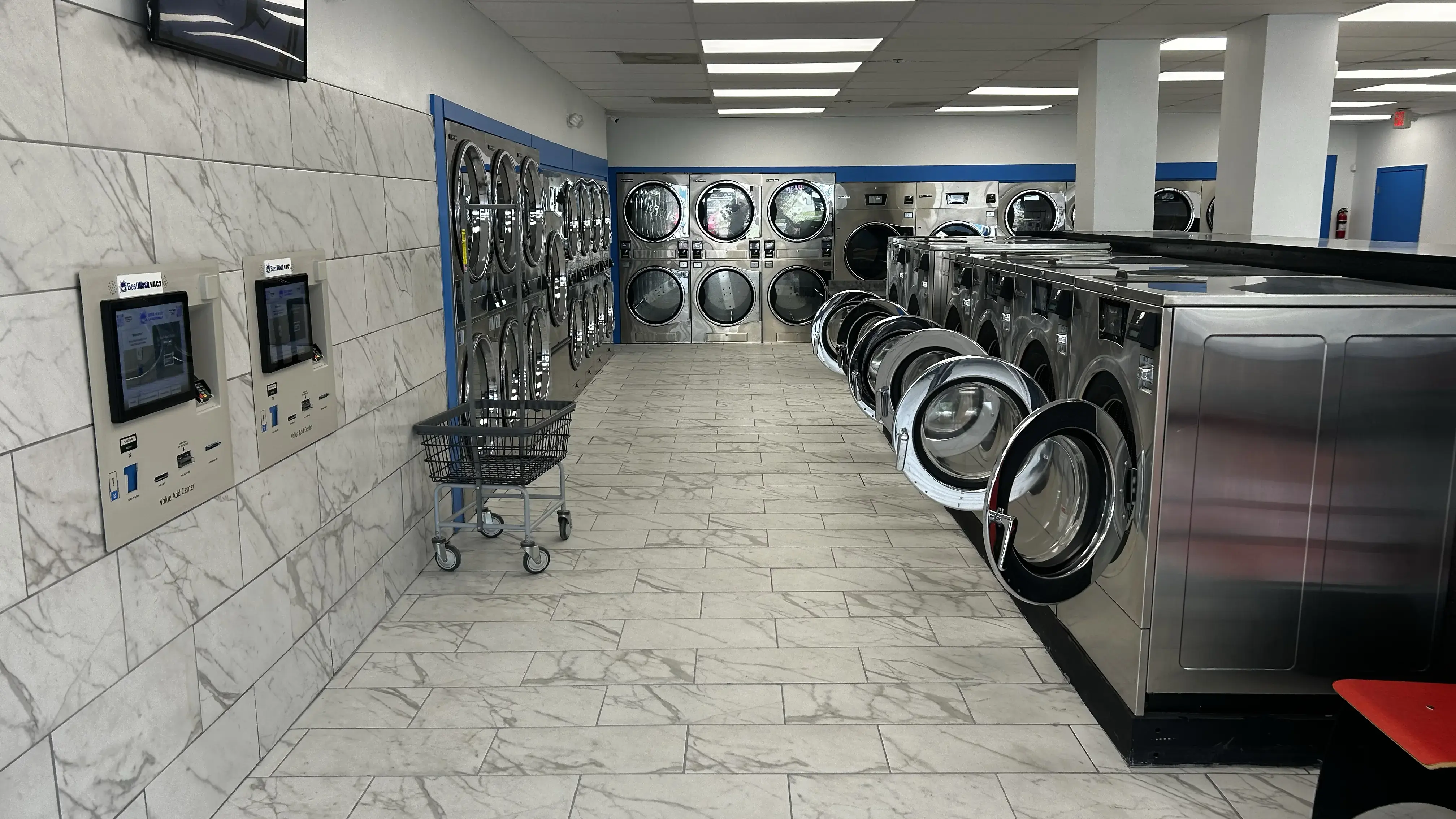 Best Wash Laundromats - Blue Springs thumbnail 1