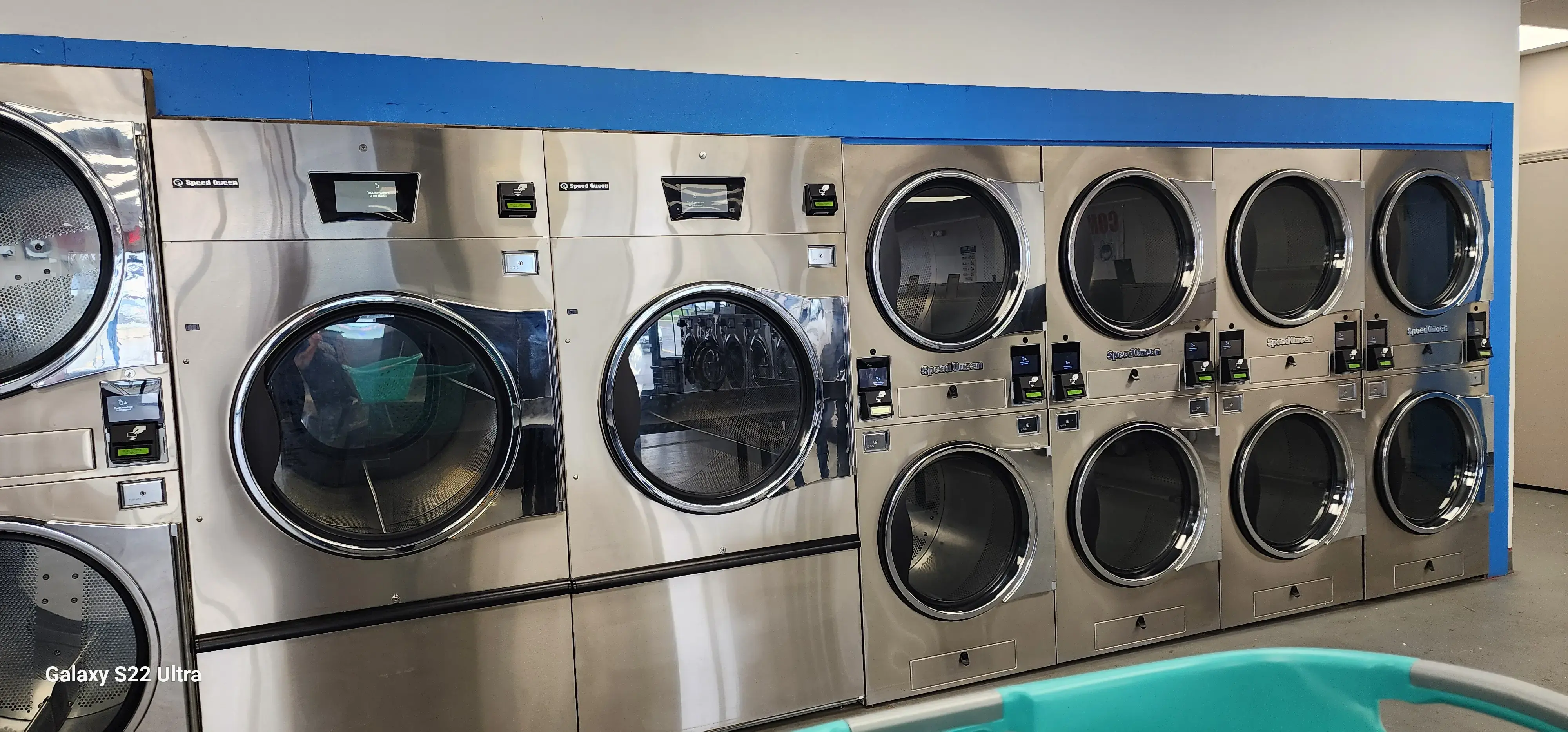 Best Wash Laundromats - Blue Springs thumbnail 13