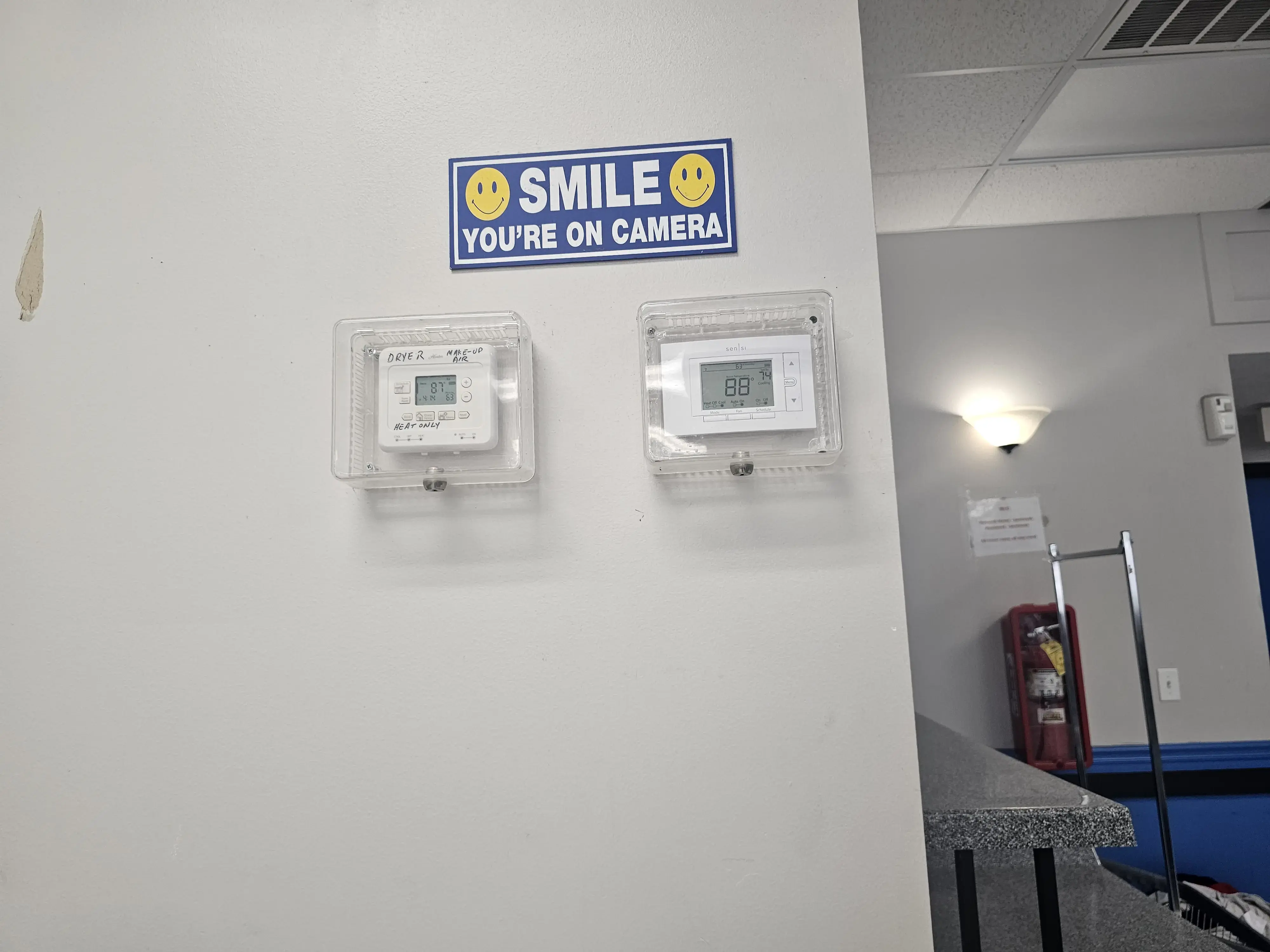 Best Wash Laundromats - Northbrook Dr thumbnail 3
