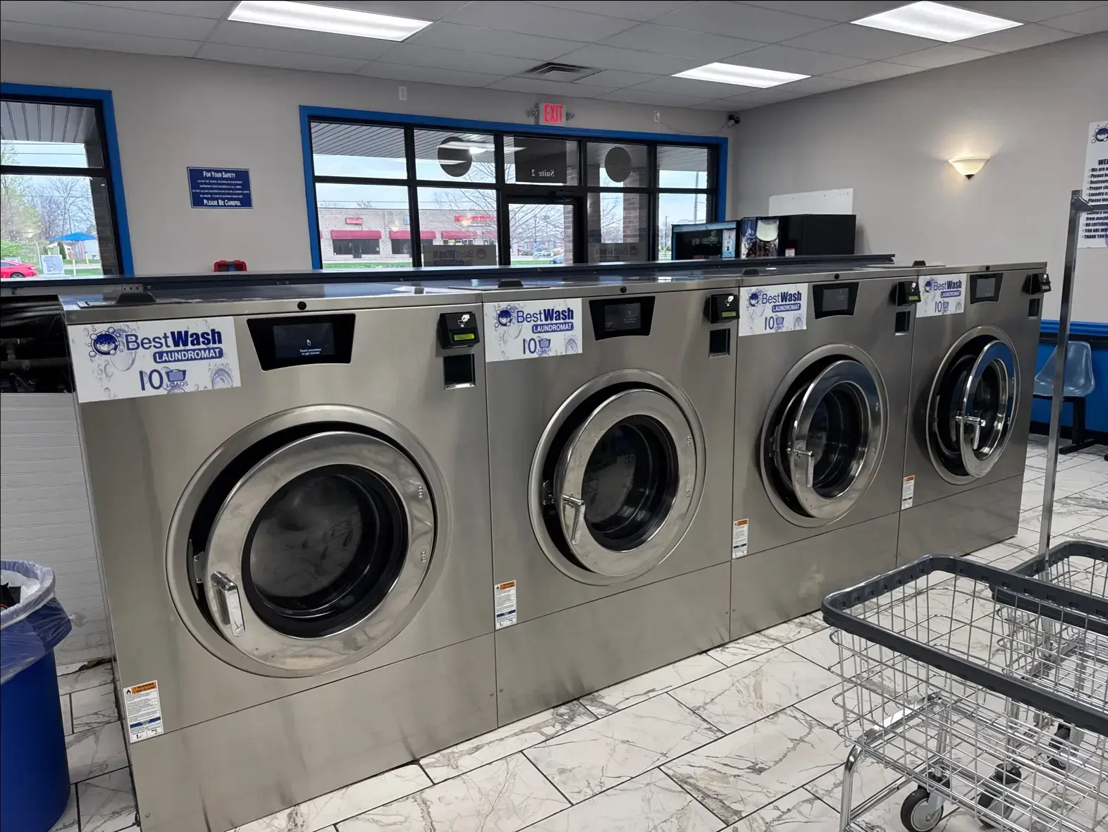 Best Wash Laundromats - Northbrook Dr - Image 19