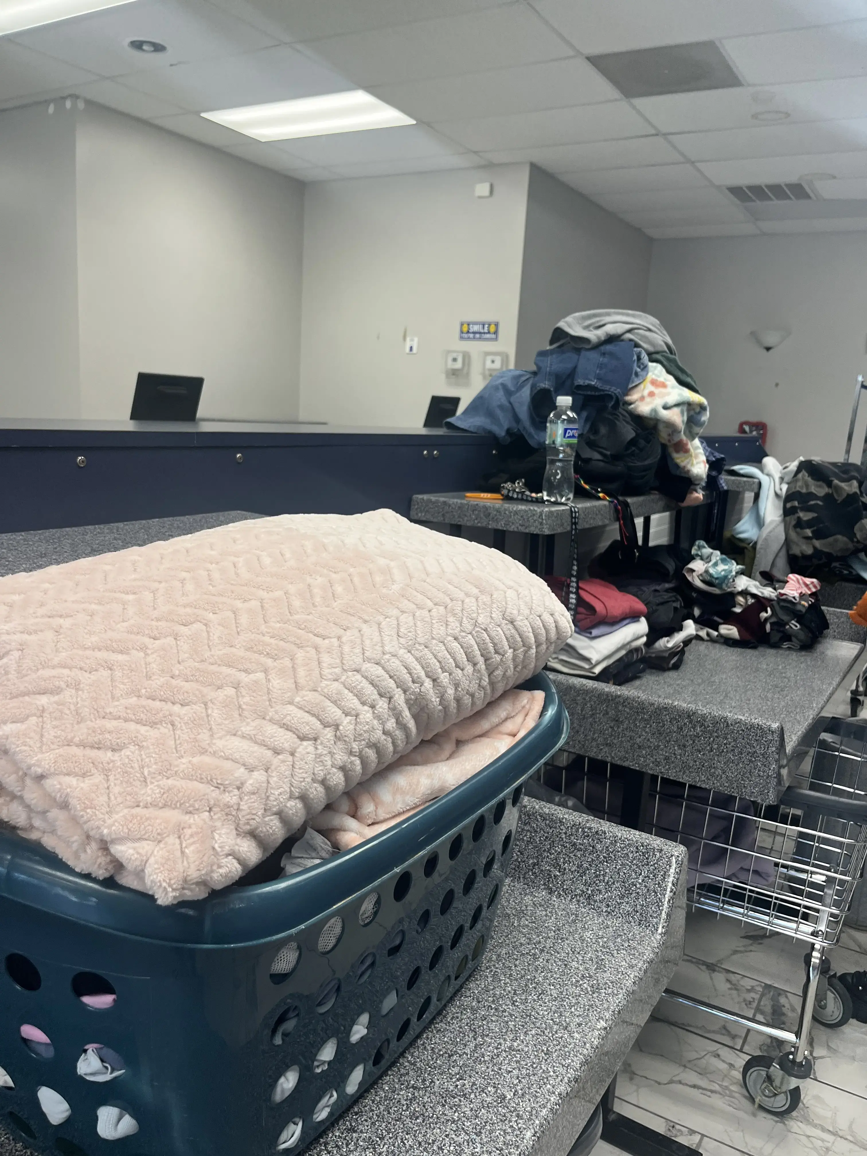 Best Wash Laundromats - Northbrook Dr - Image 7