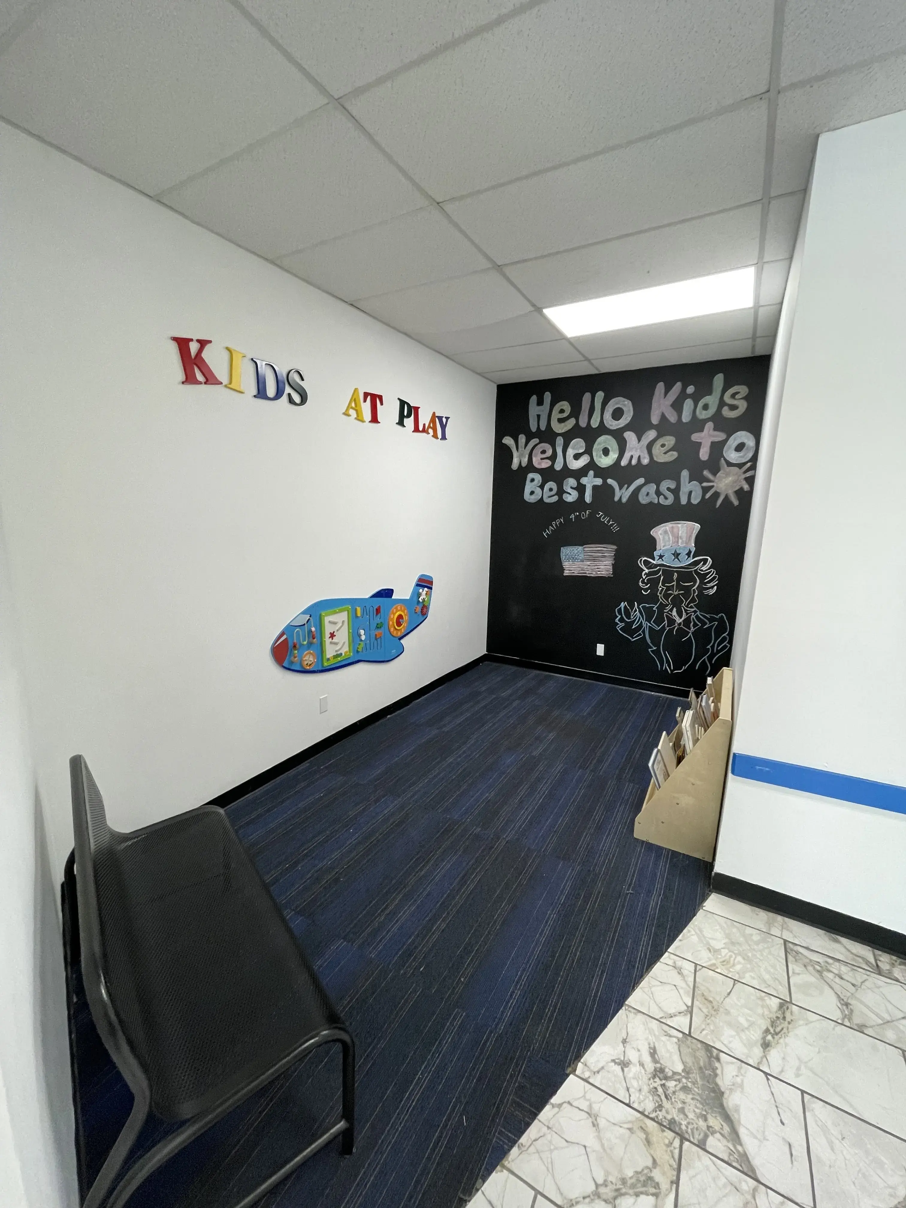 Best Wash Laundromats - Ritz Center - Image 15