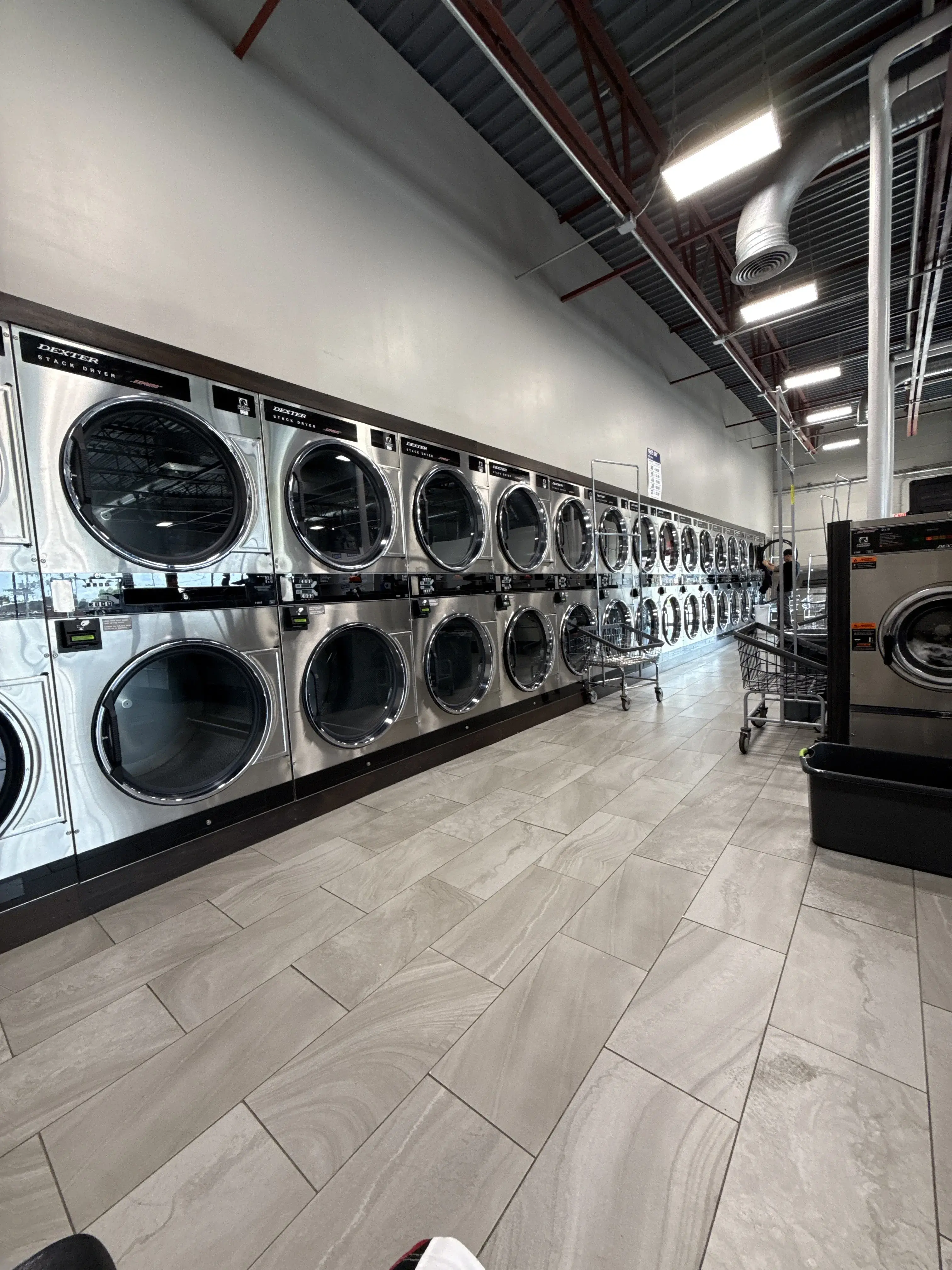 Best Wash Laundromats - State Ave. - Image 14