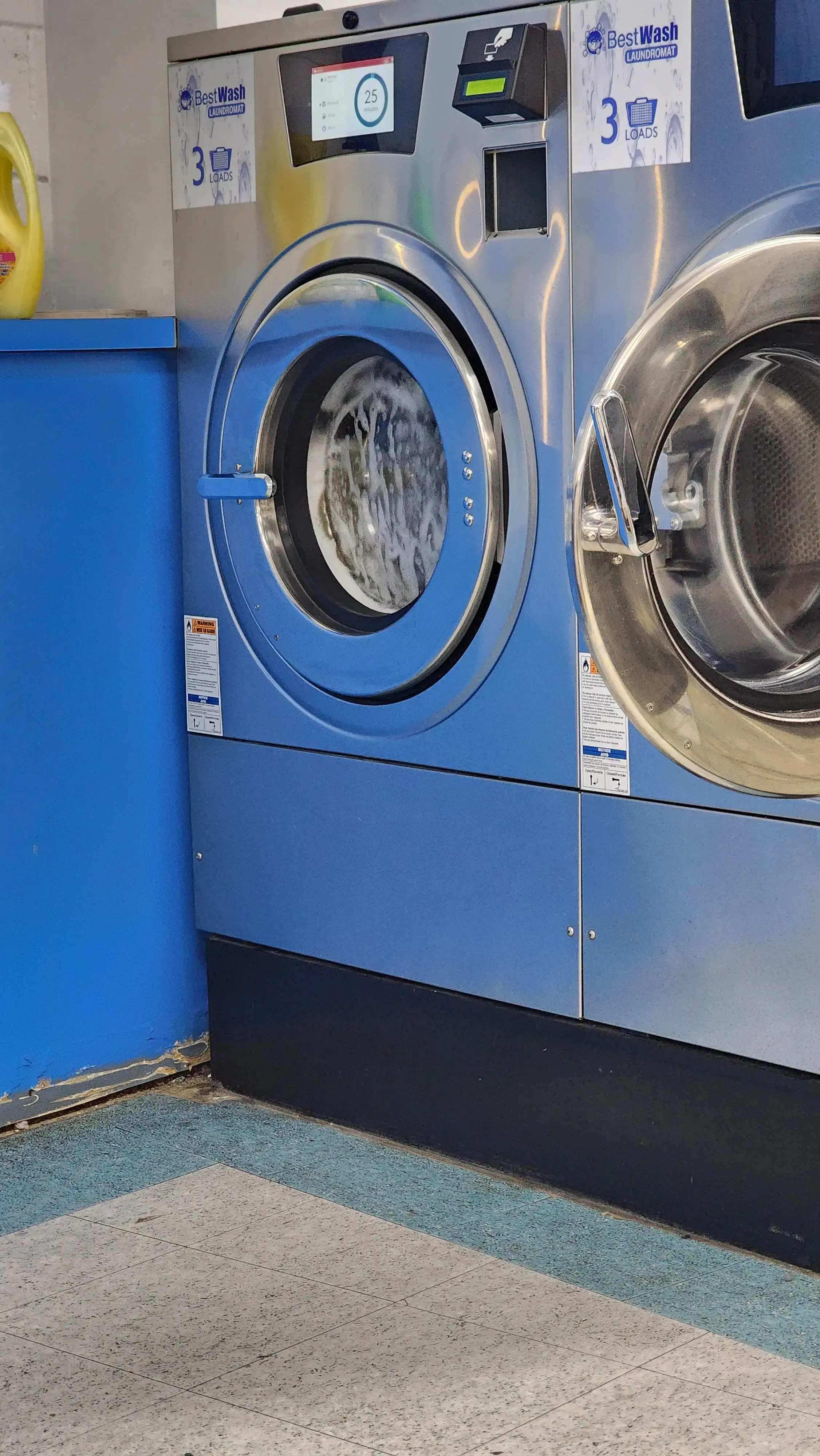 Best Wash Laundromats - Visa Dr thumbnail 3