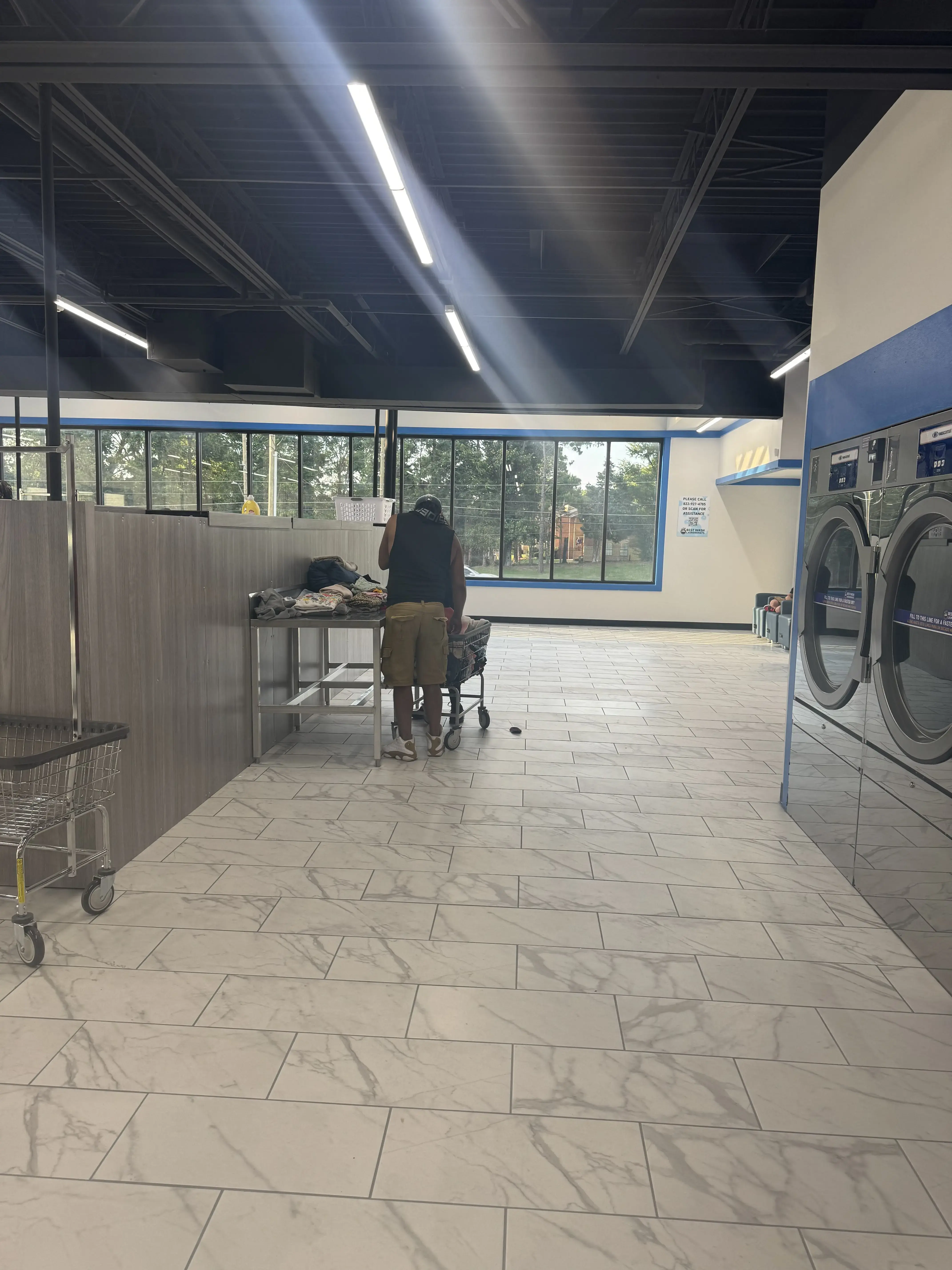 Best Wash Laundromats - Winchester thumbnail 5