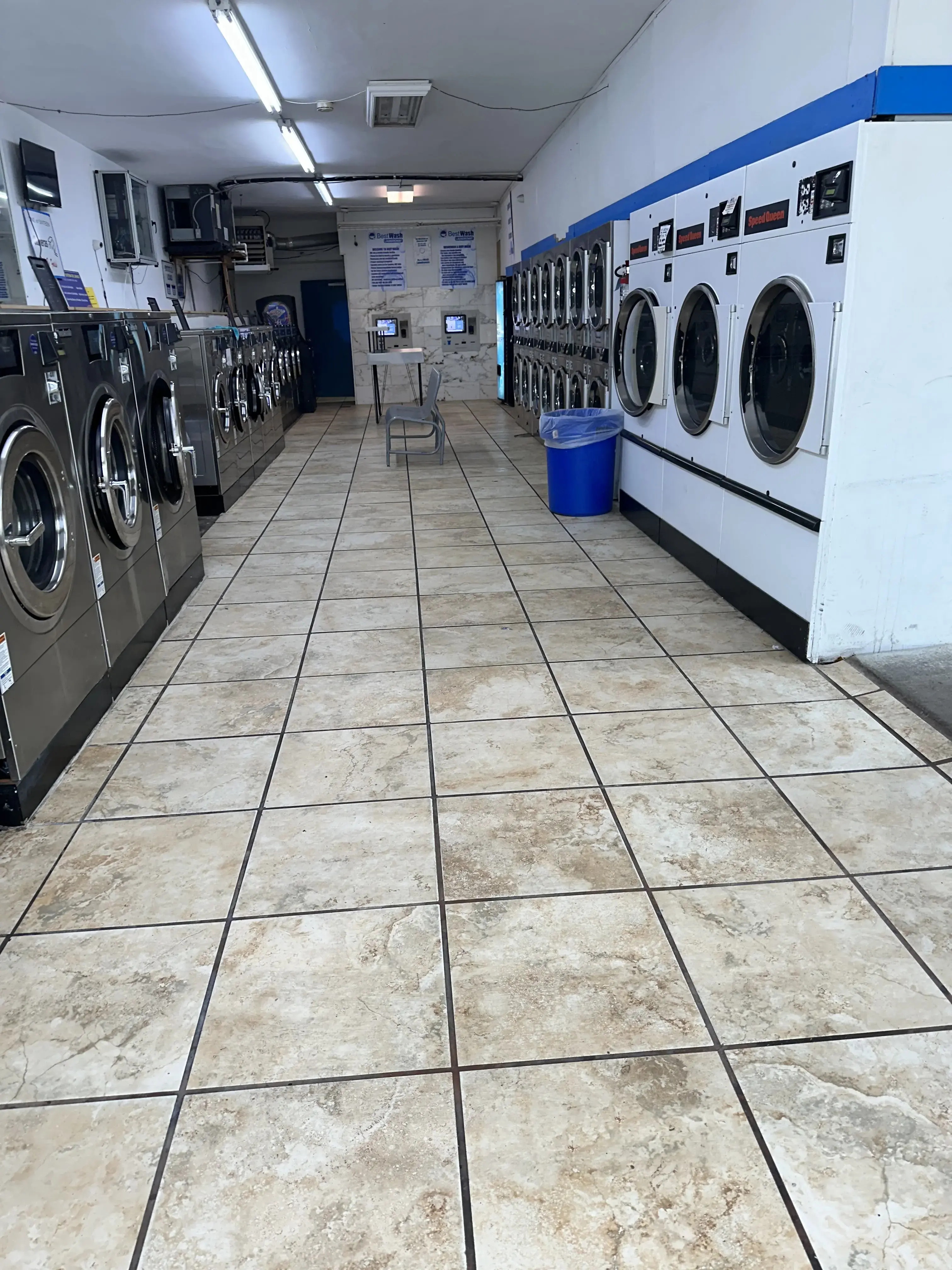 Best Wash Laundromats – East Broadway thumbnail 16