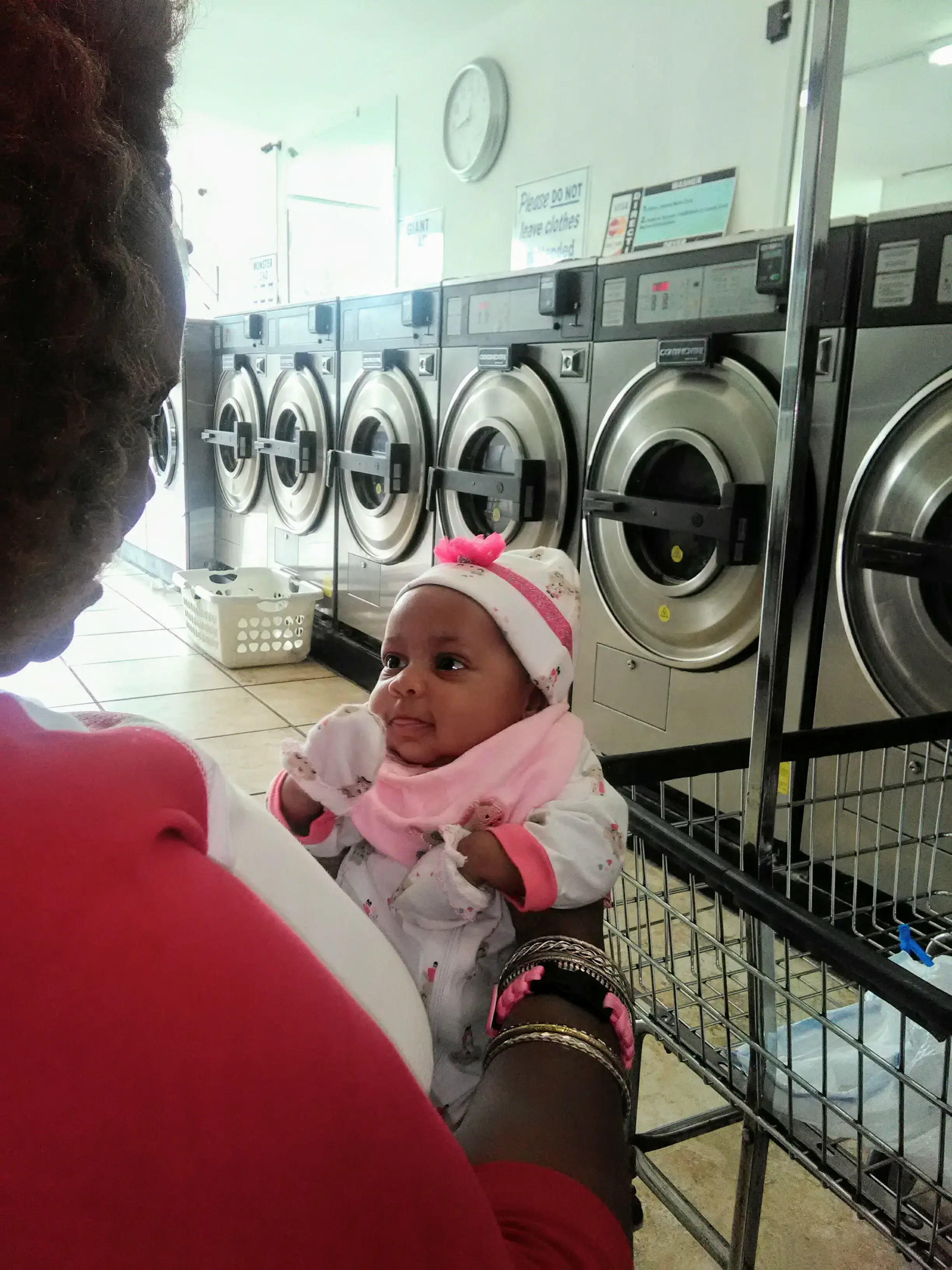 Best Wash Laundromats – East Broadway - Image 7