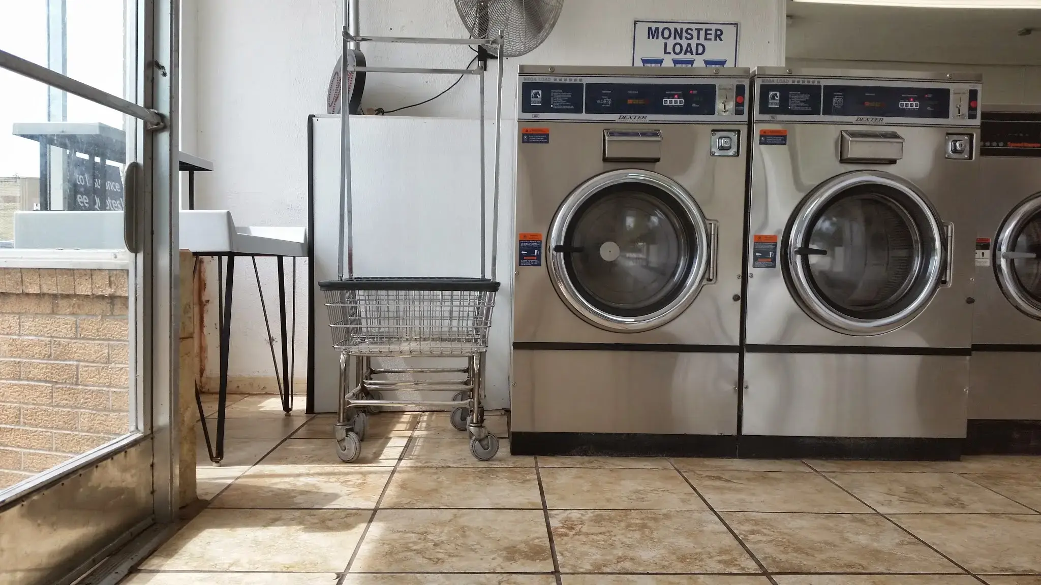 Best Wash Laundromats – East Broadway - Image 17