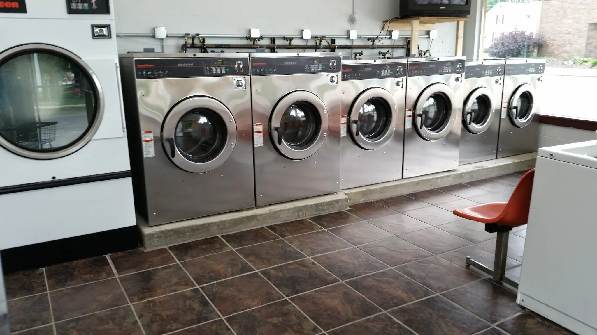 Best Wash Laundromats – North Central Avenue thumbnail 15