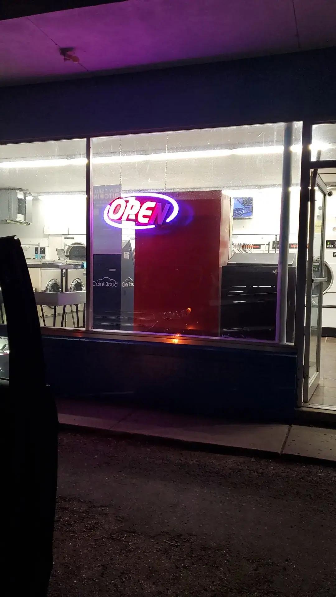 Best Wash Laundromats – North Central Avenue thumbnail 6