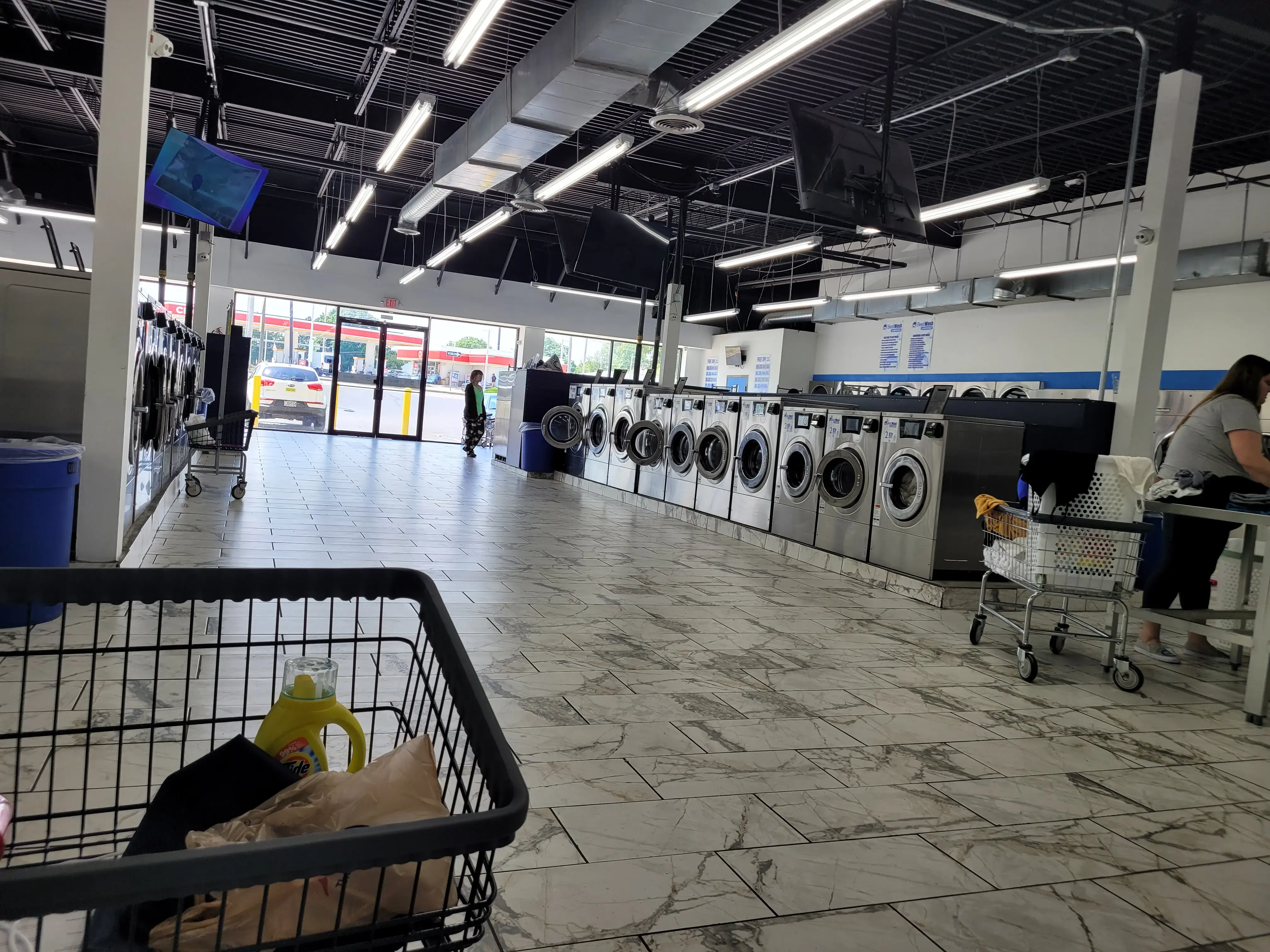 Best Wash Laundromats – North Lindbergh location
