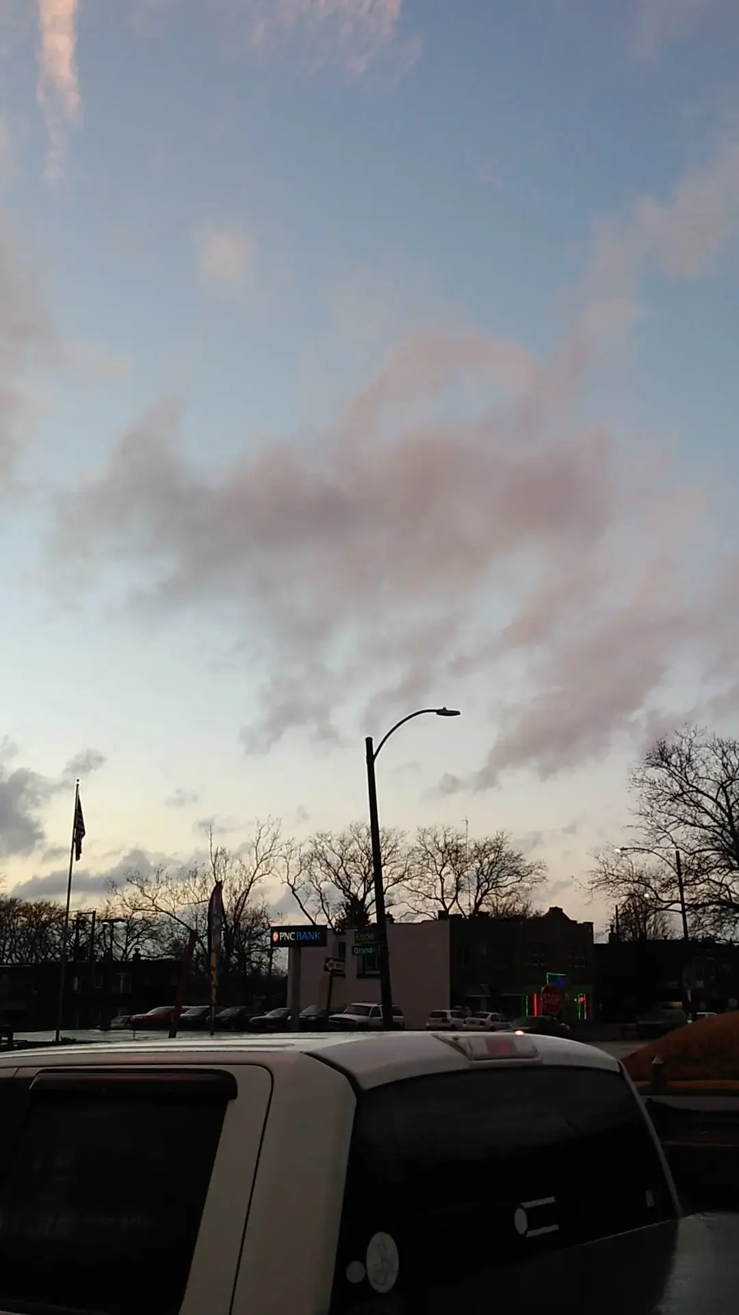 Best Wash Laundromats – South Grand Blvd - Image 9