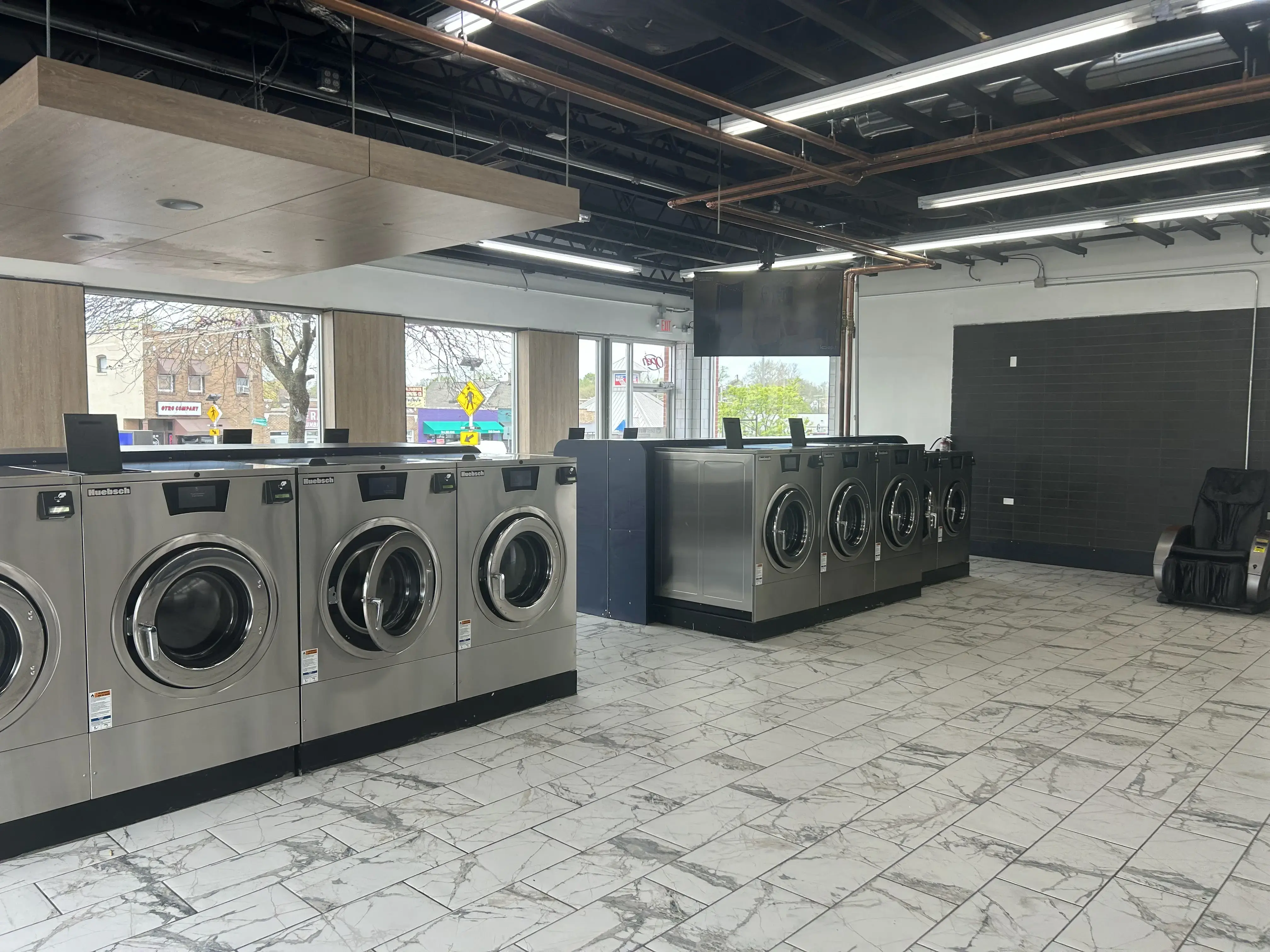 Best Wash Laundromats - Image 17