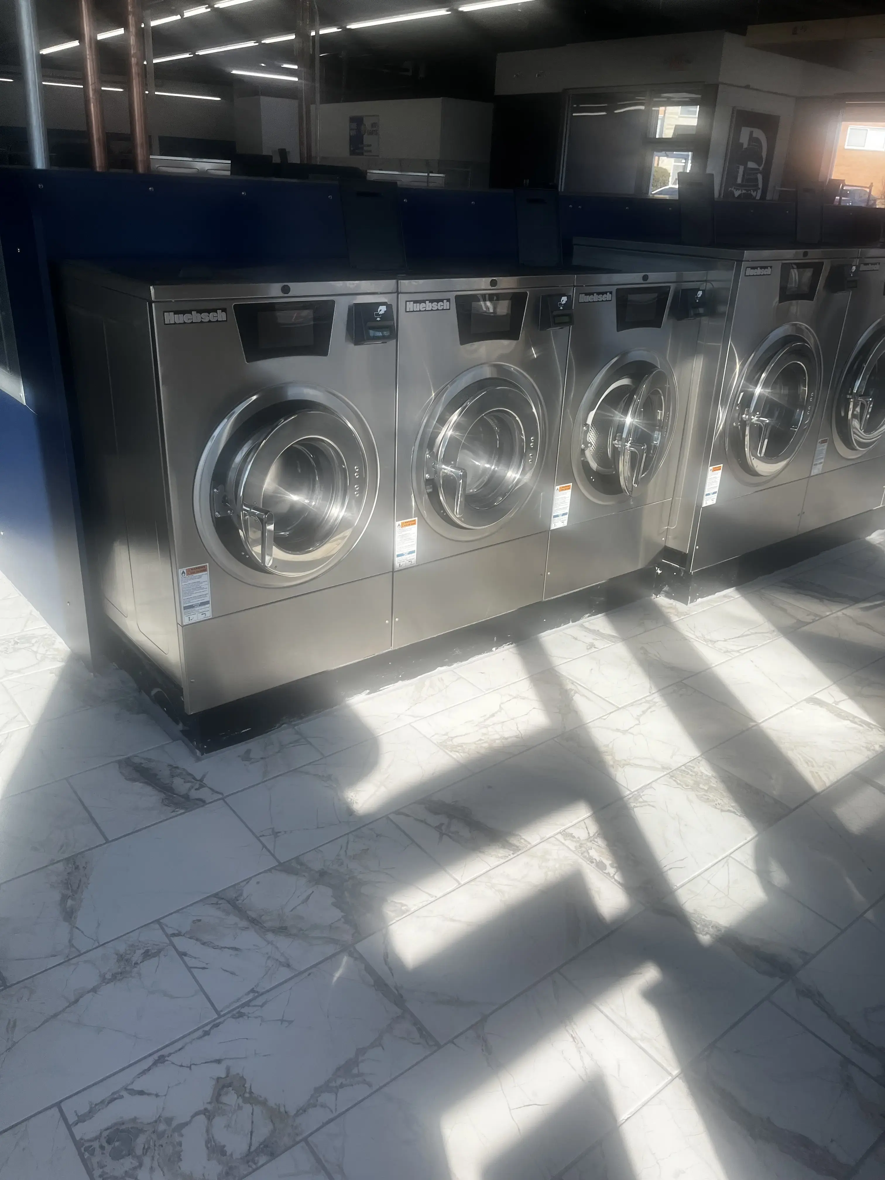 Best Wash Laundromats - Image 16