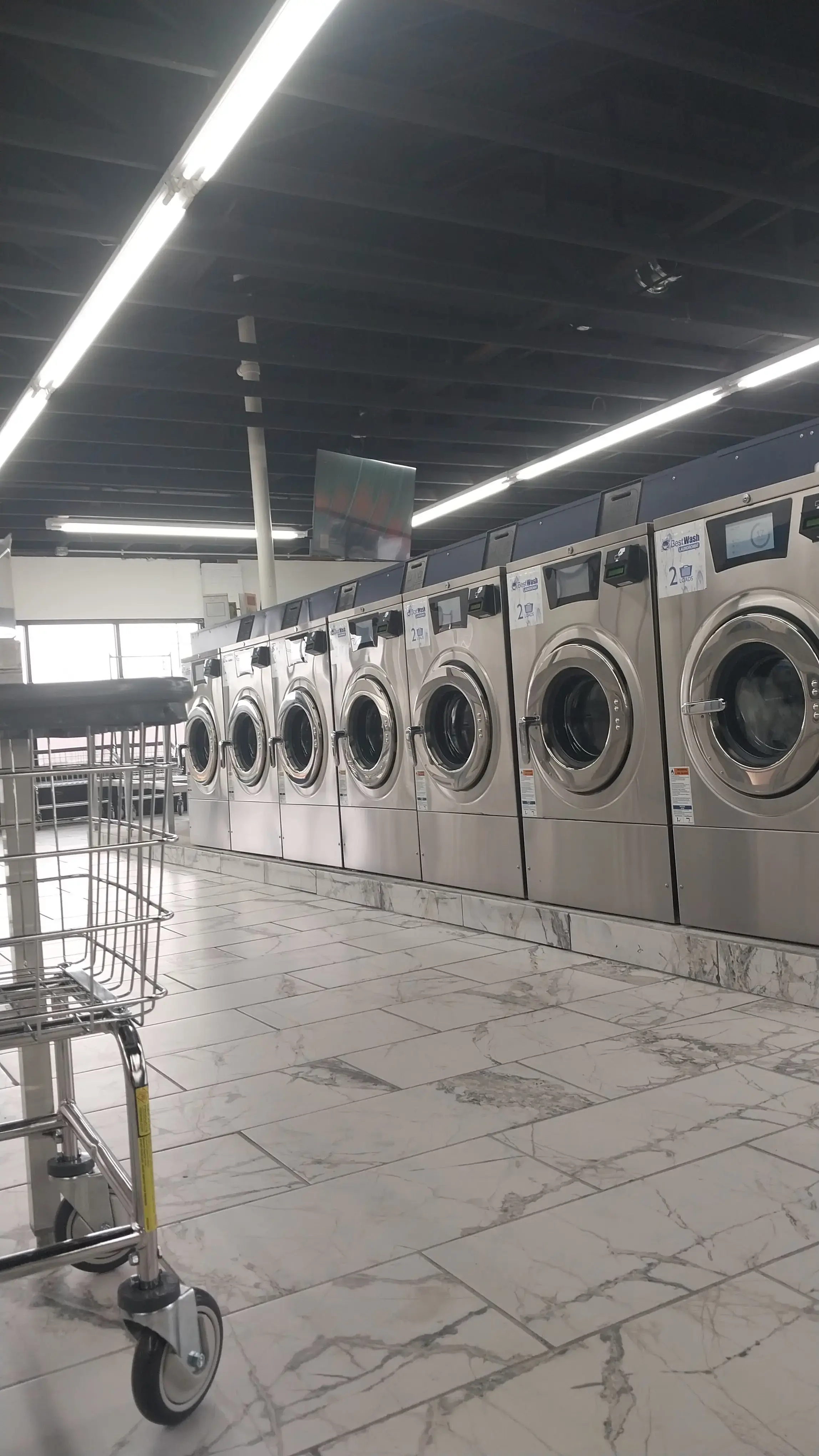 Best Wash Laundromats – Watson Road thumbnail 9