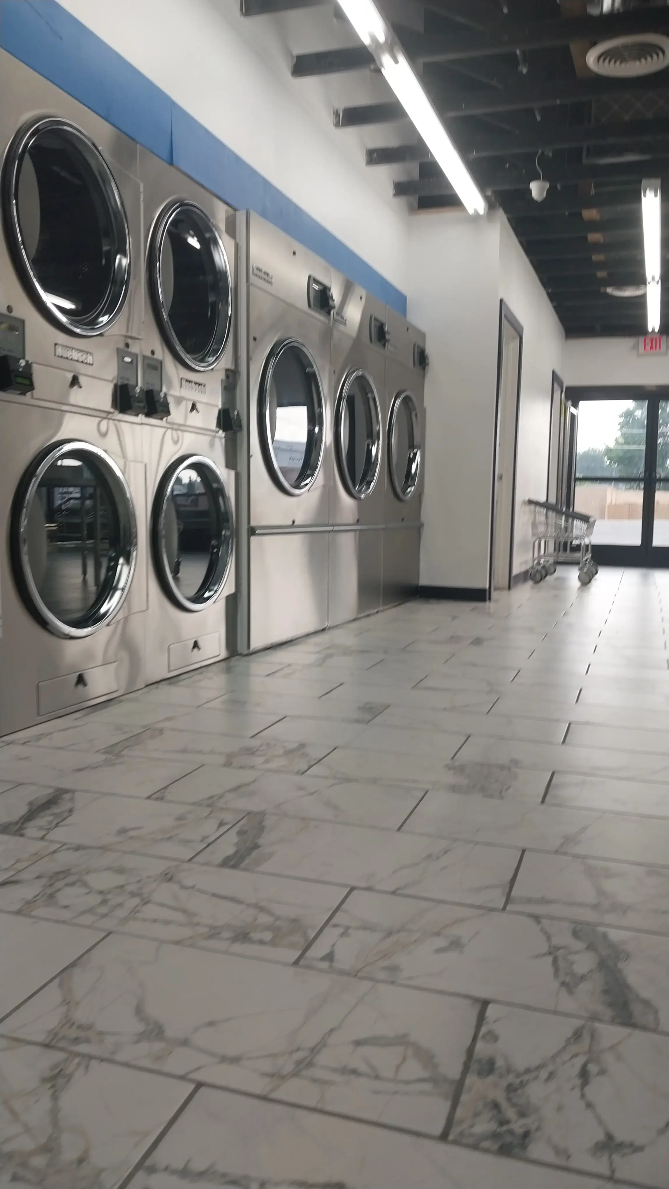 Best Wash Laundromats – Watson Road - Image 10