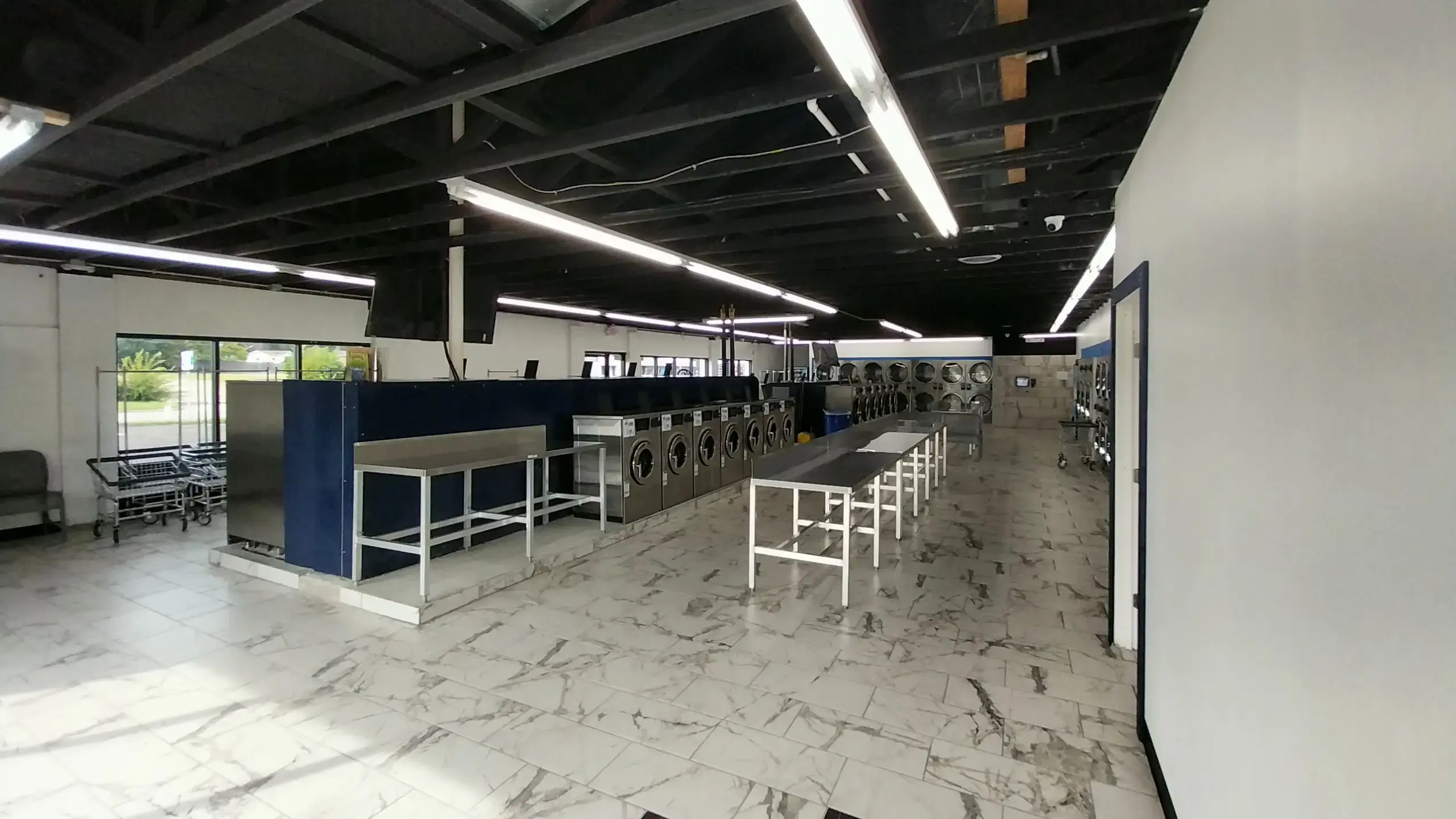 Best Wash Laundromats – Watson Road - Image 11