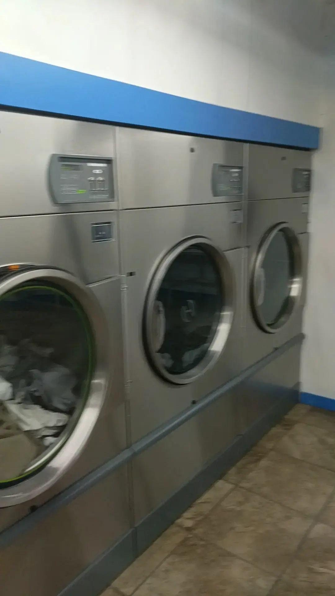 Best Wash Laundromats – West Main thumbnail 10