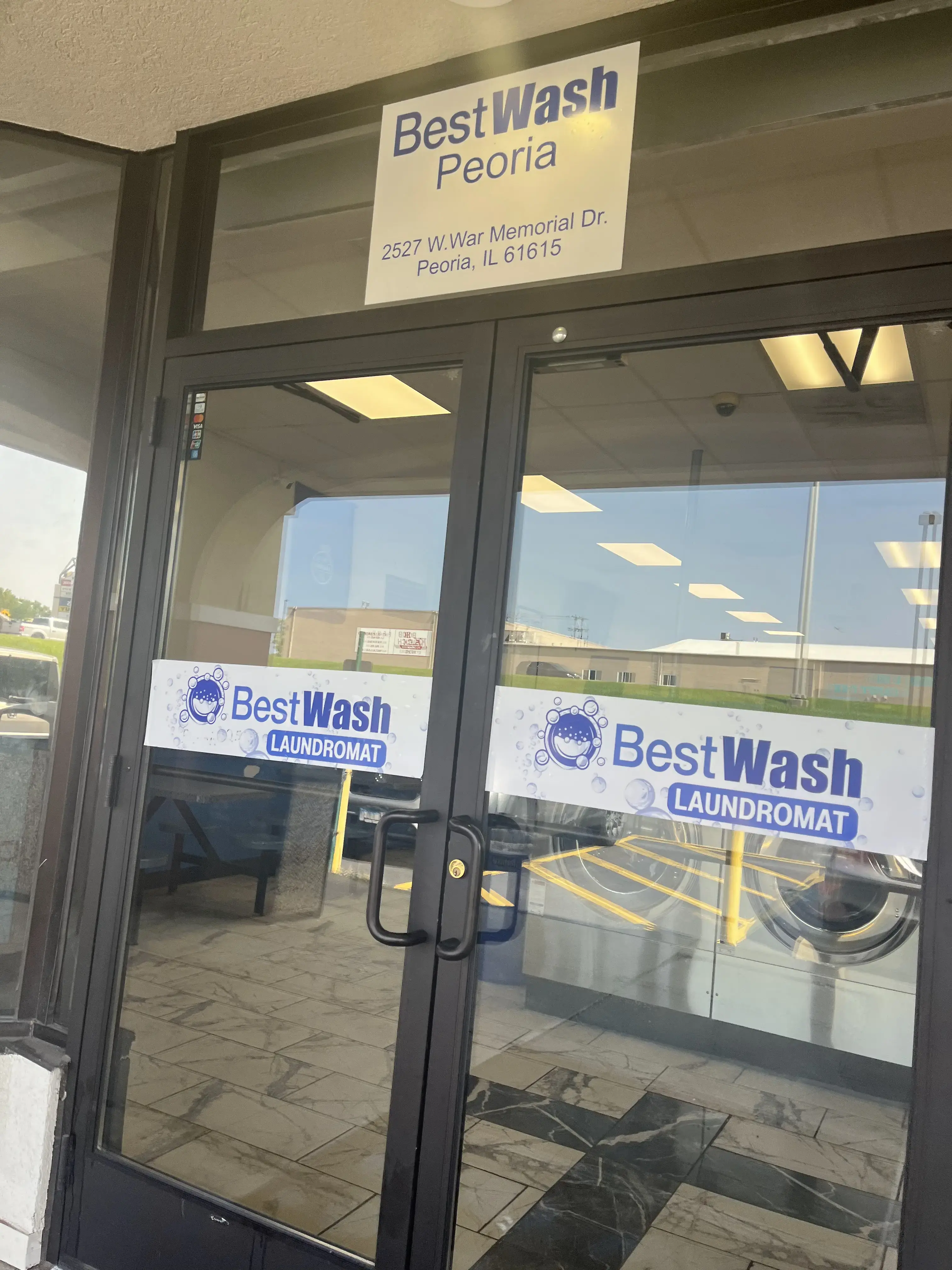 Best Wash Laundromats – West War Memorial Drive thumbnail 10