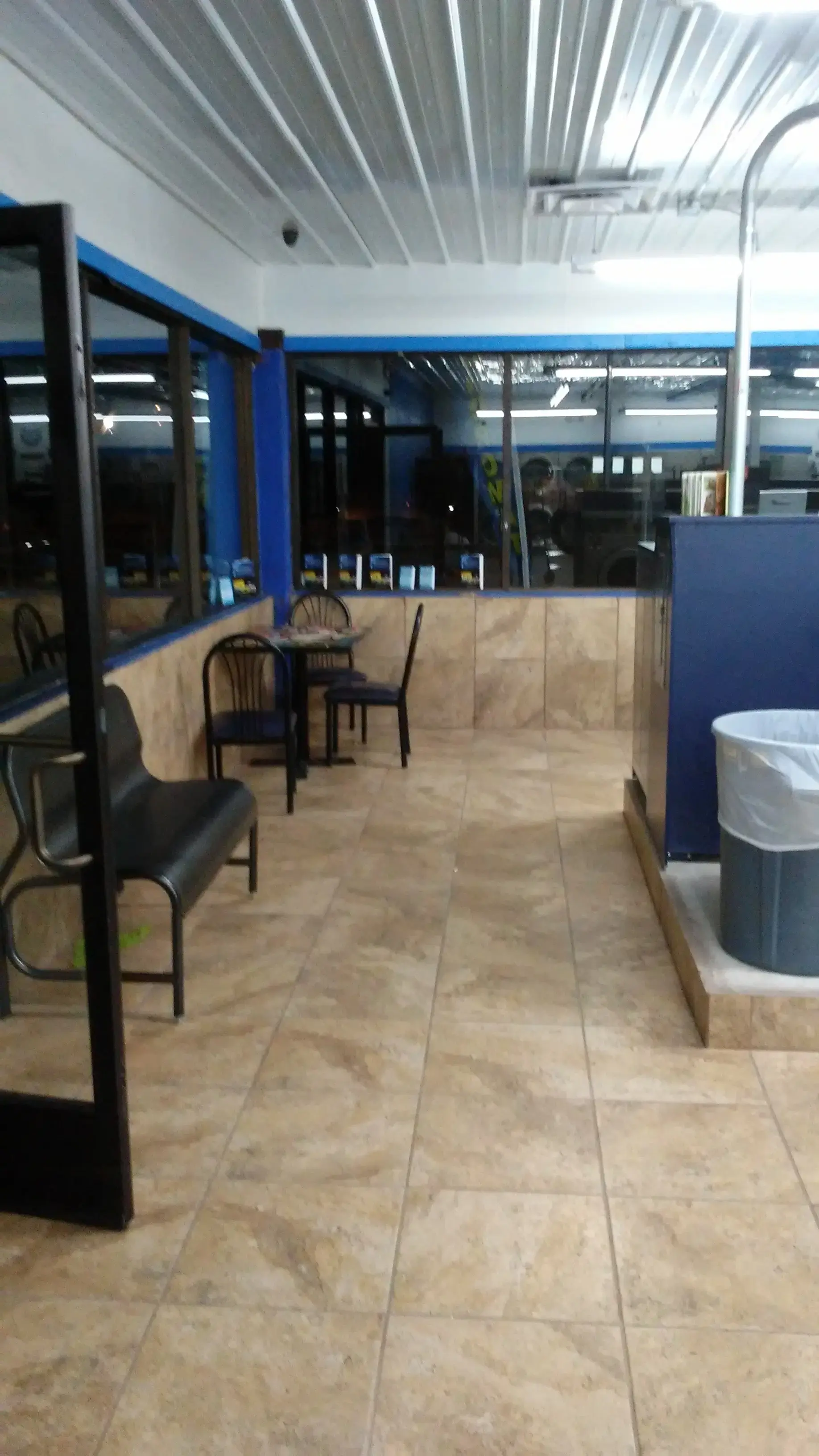 Best Wash Laundromats – Woodson Road thumbnail 18