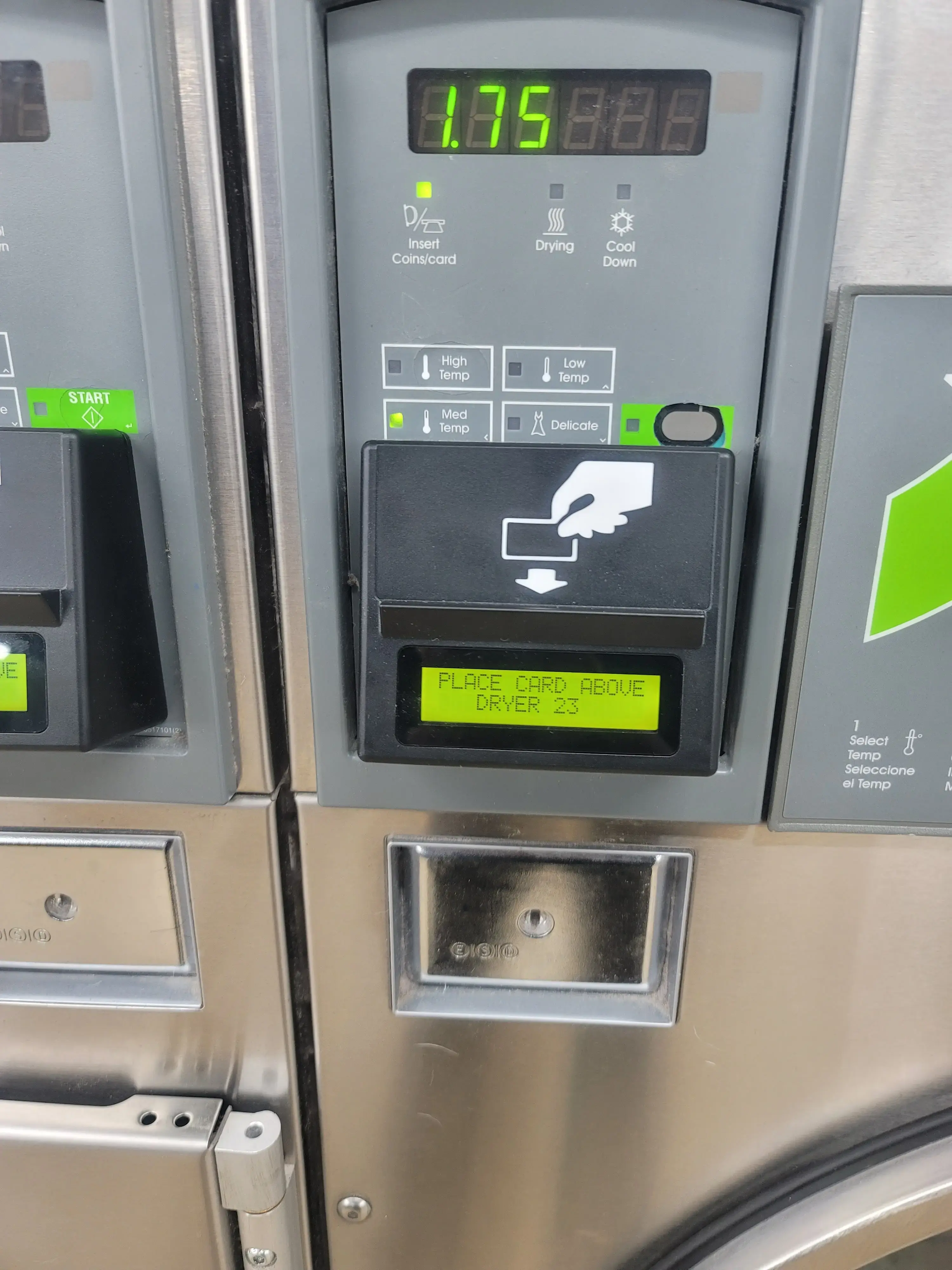 Best Wash Laundromats – Woodson Road - Image 6