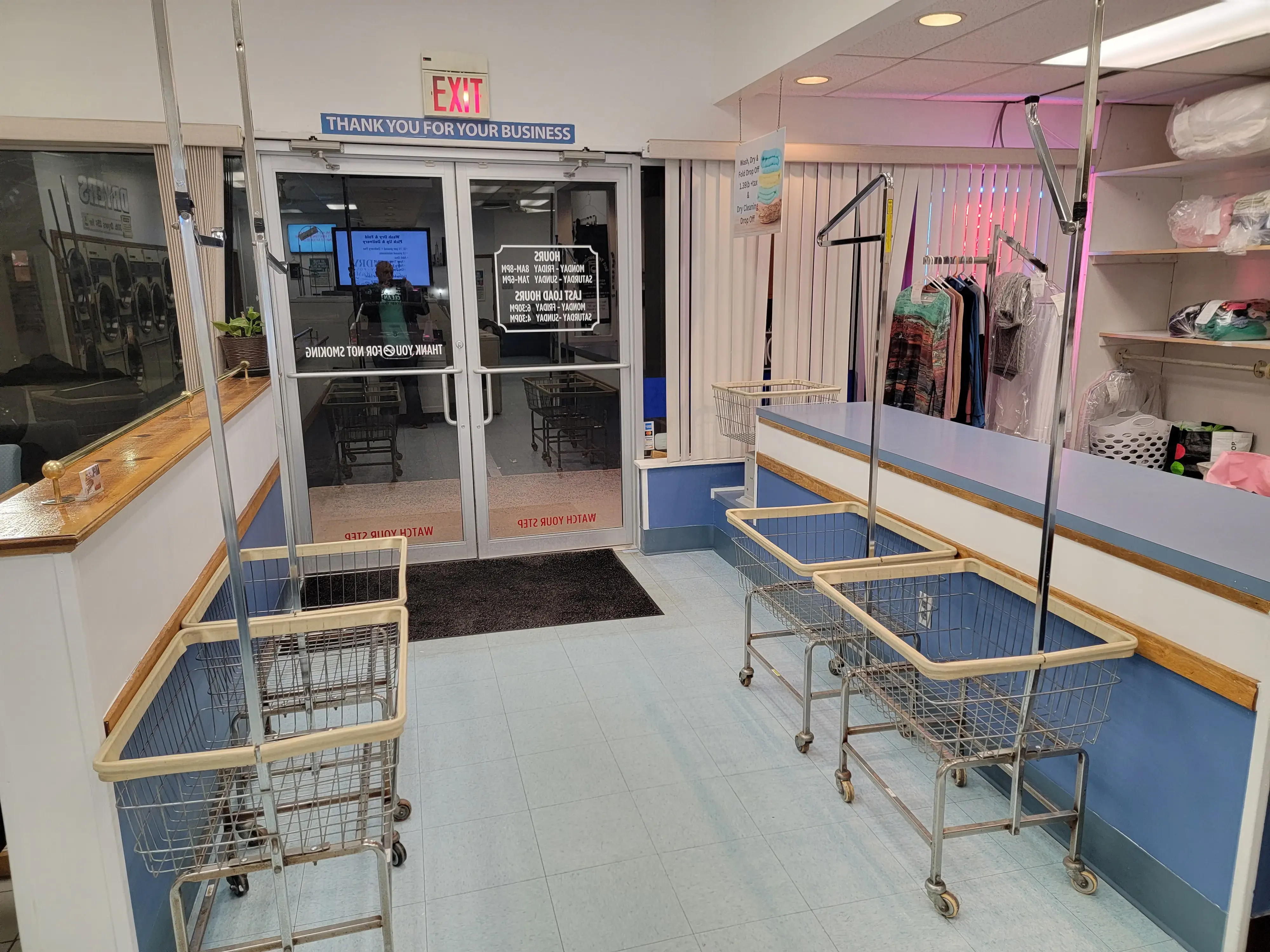 Best Yet Launderette - Image 7