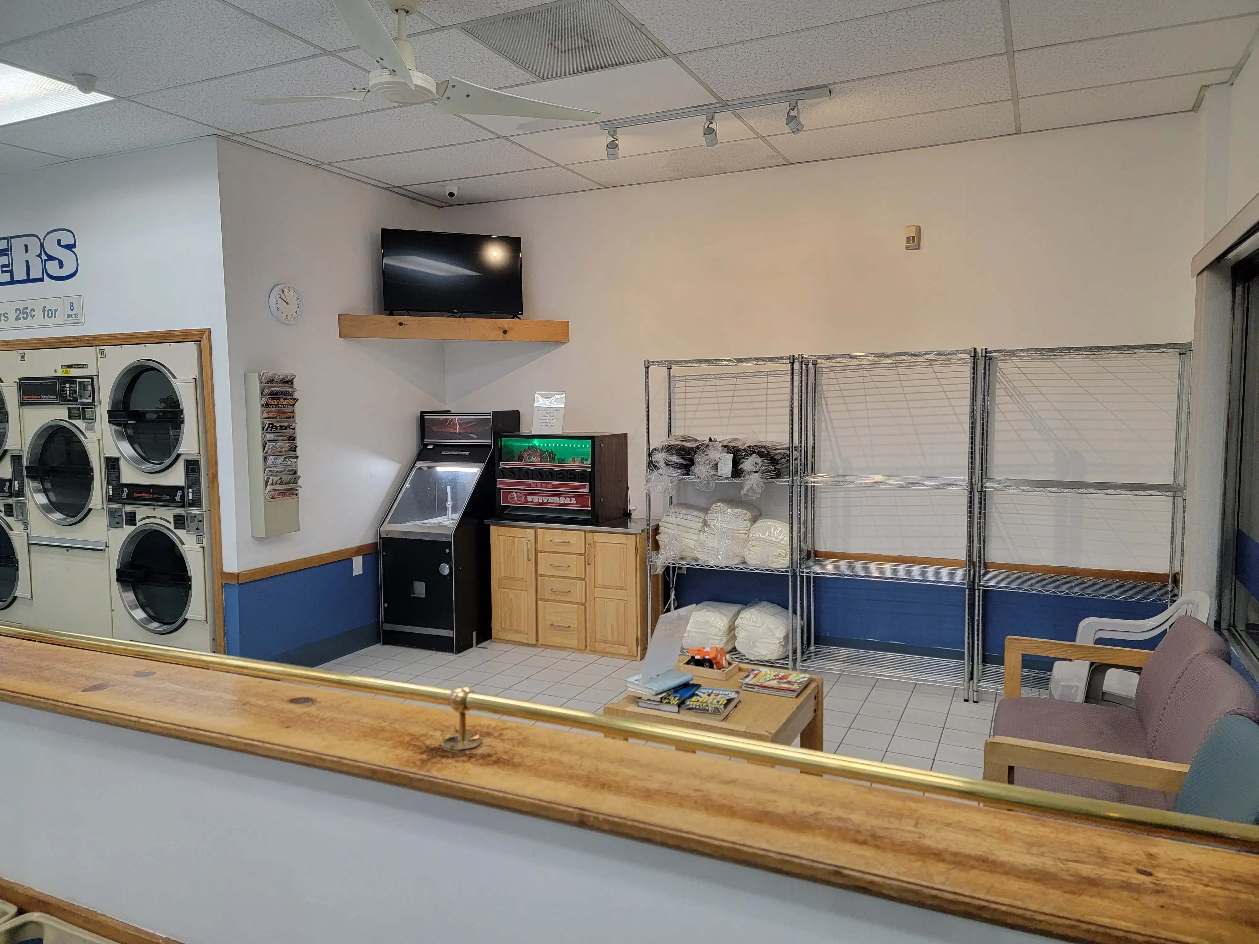 Best Yet Launderette - Image 9