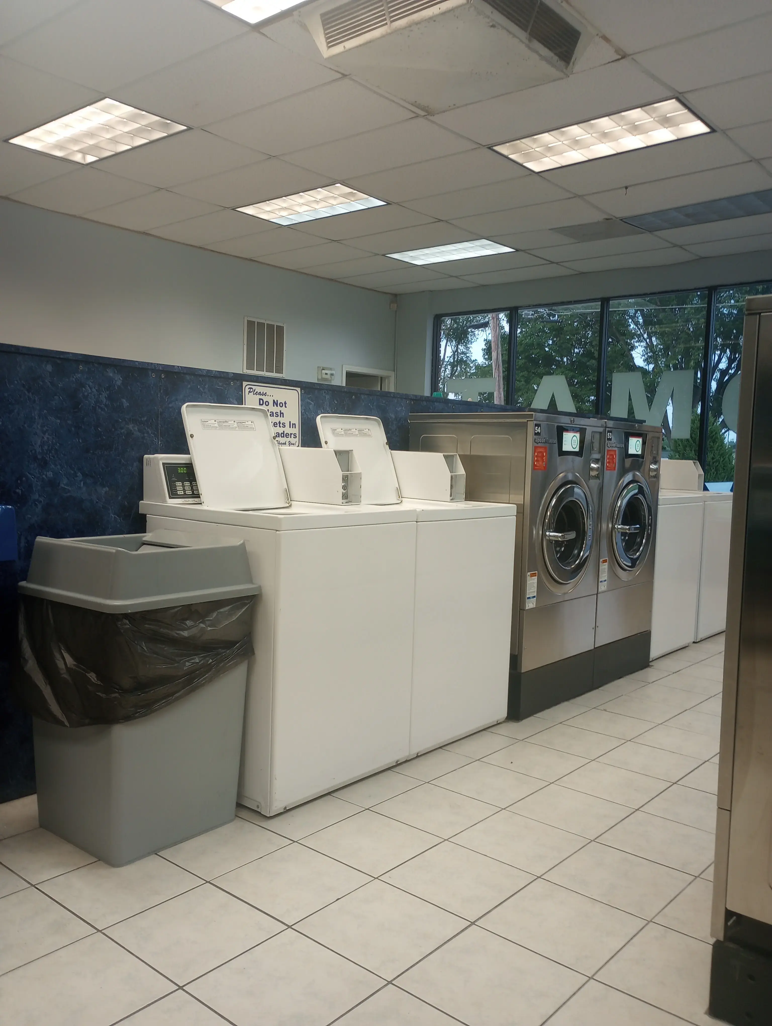 Bestway Laundry & Cleaners thumbnail 2