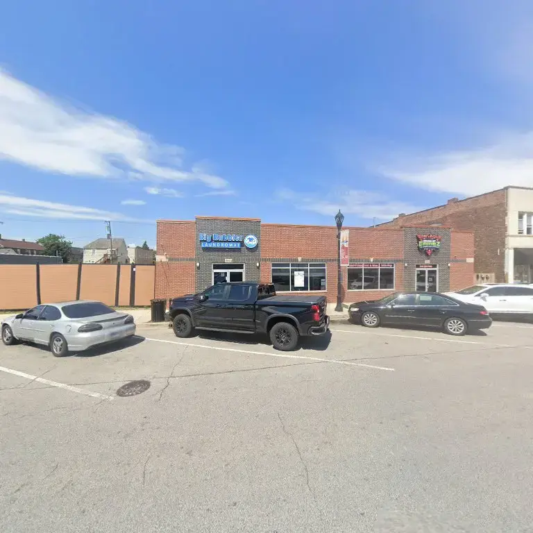 Big Bubbles Laundromat - Image 9