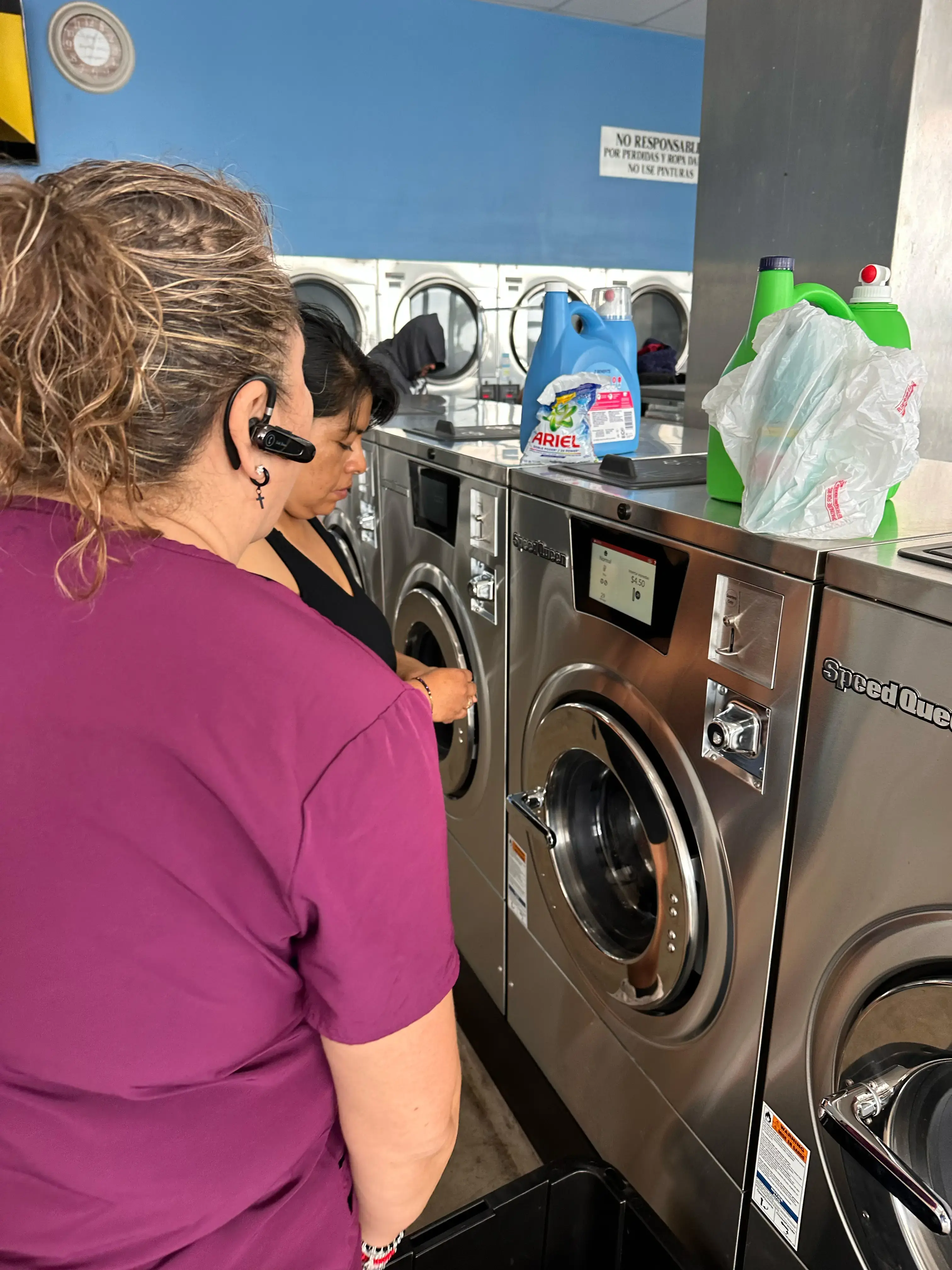 Big Bubbles Laundry thumbnail 10