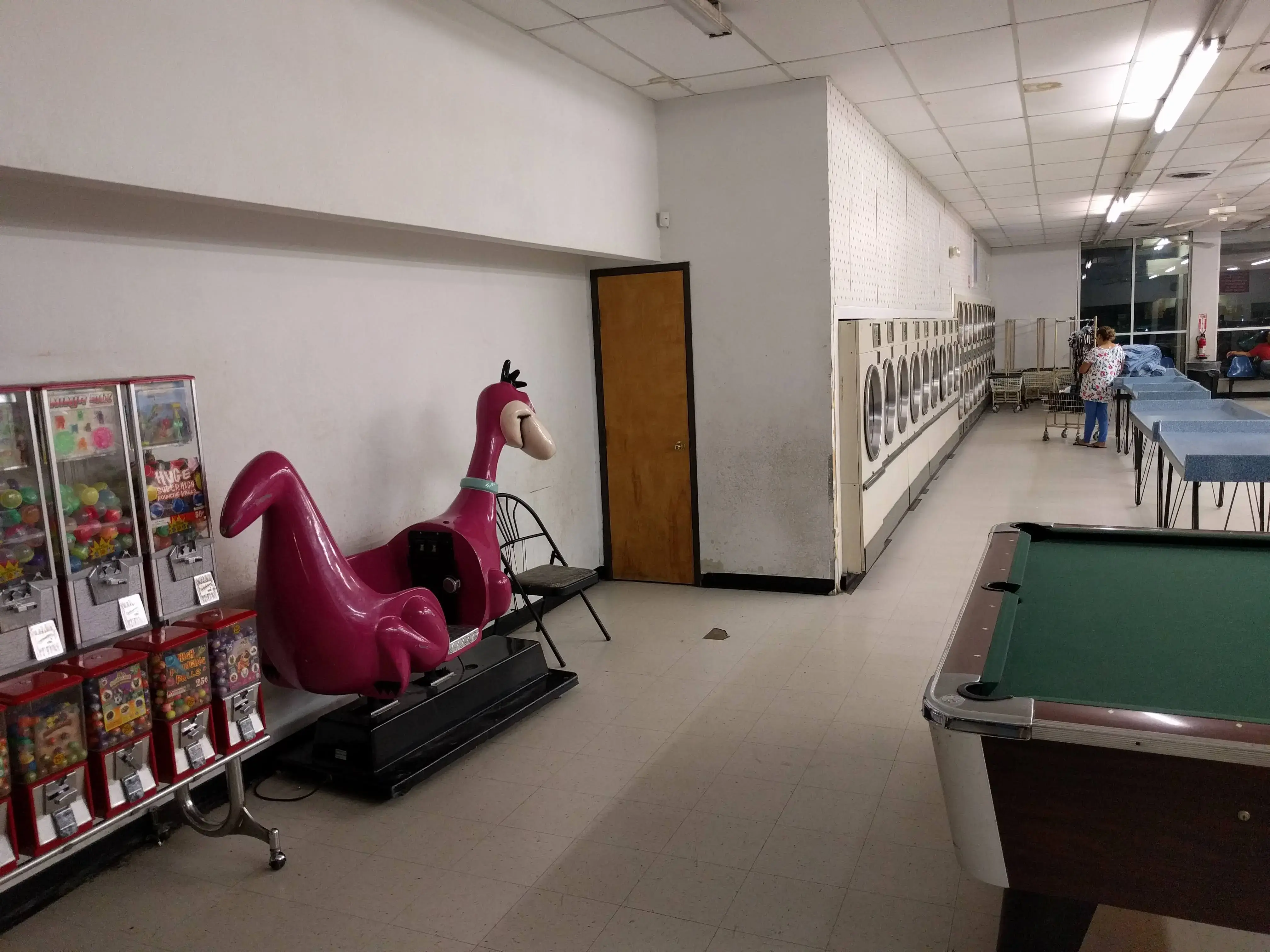 Big Coin Laundry - Image 6