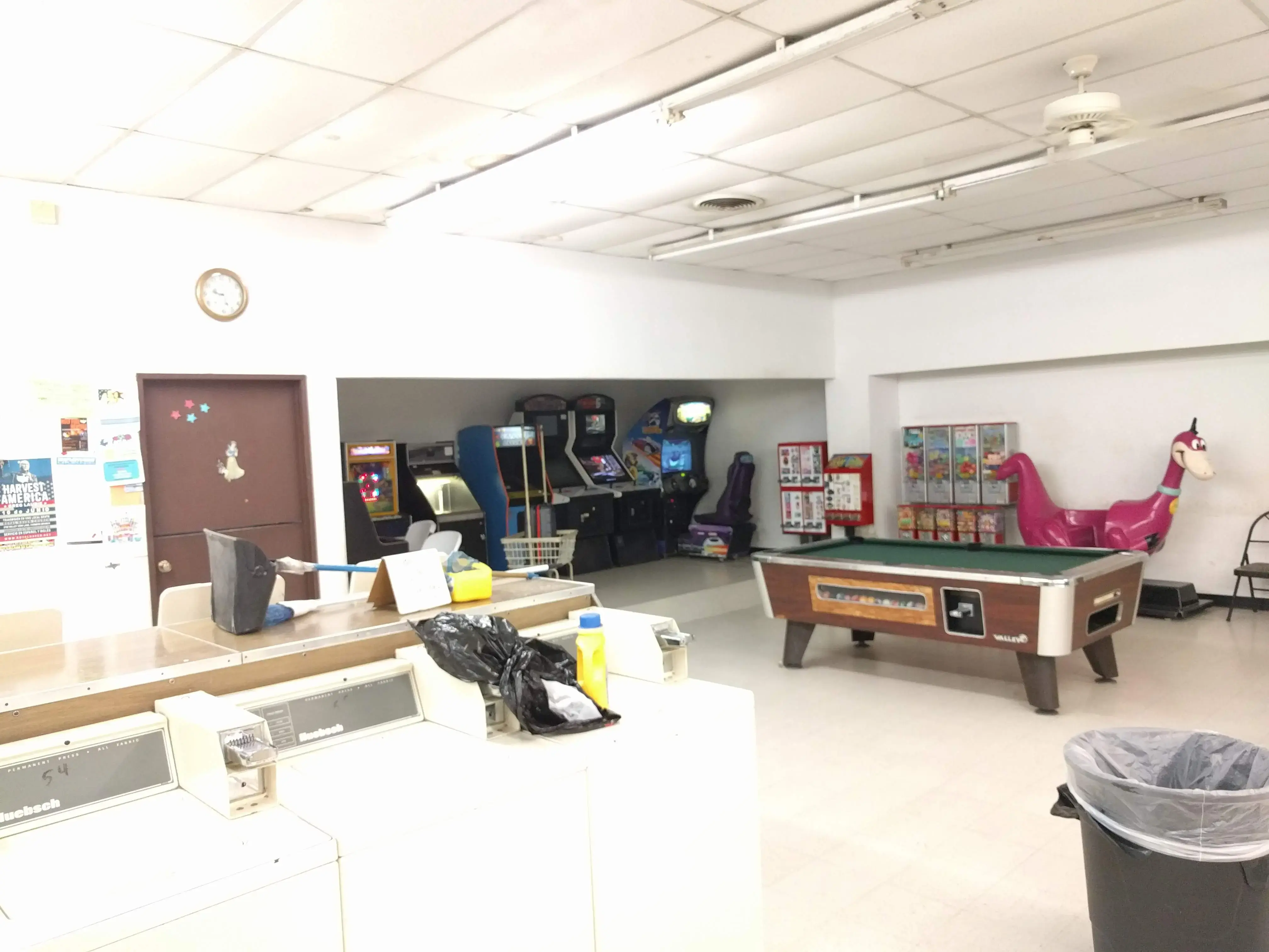 Big Coin Laundry - Image 17